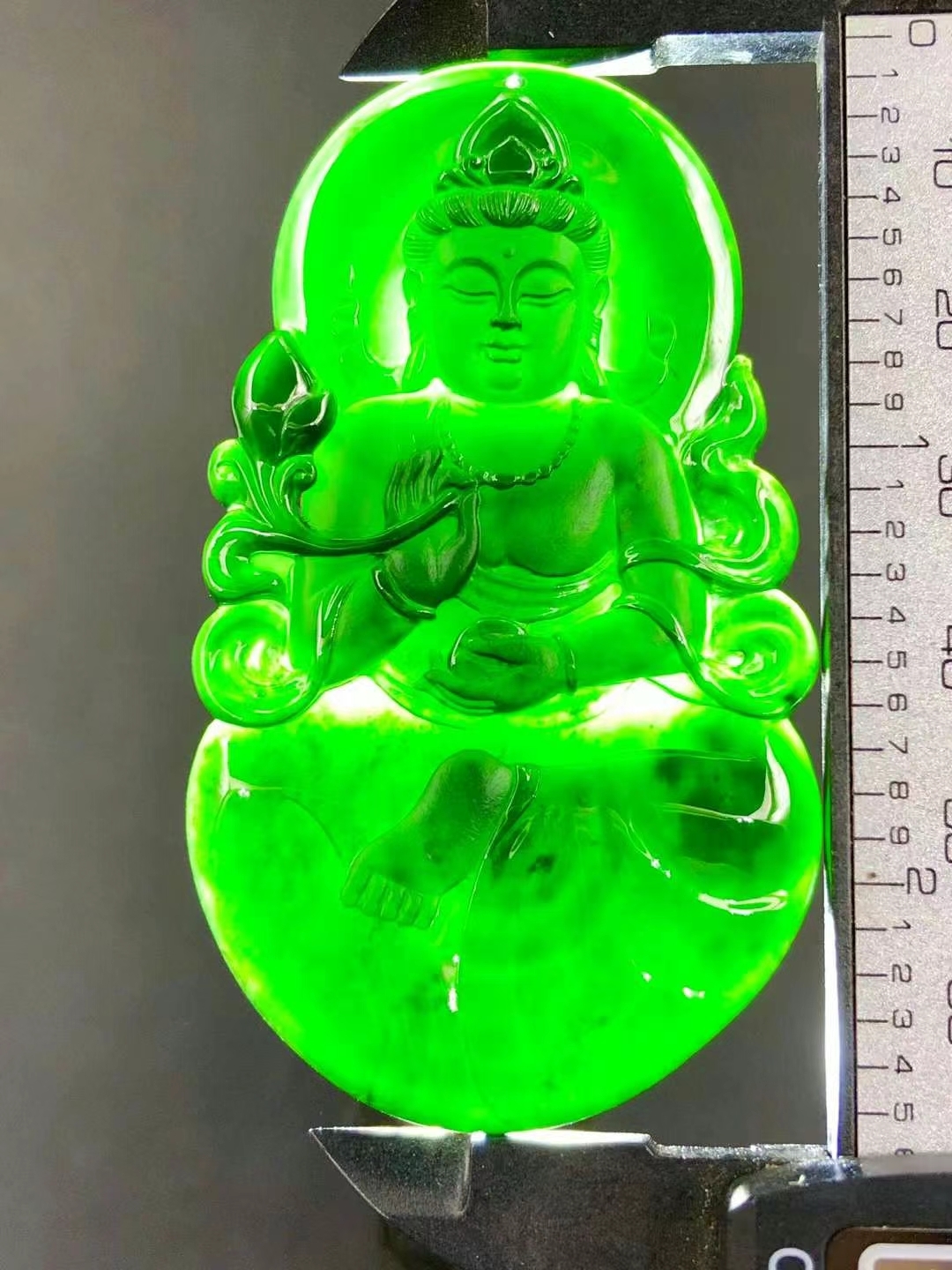 墨翠持蓮觀音,天然翡翠A玉, 緬甸玉, Jade, Jadeite