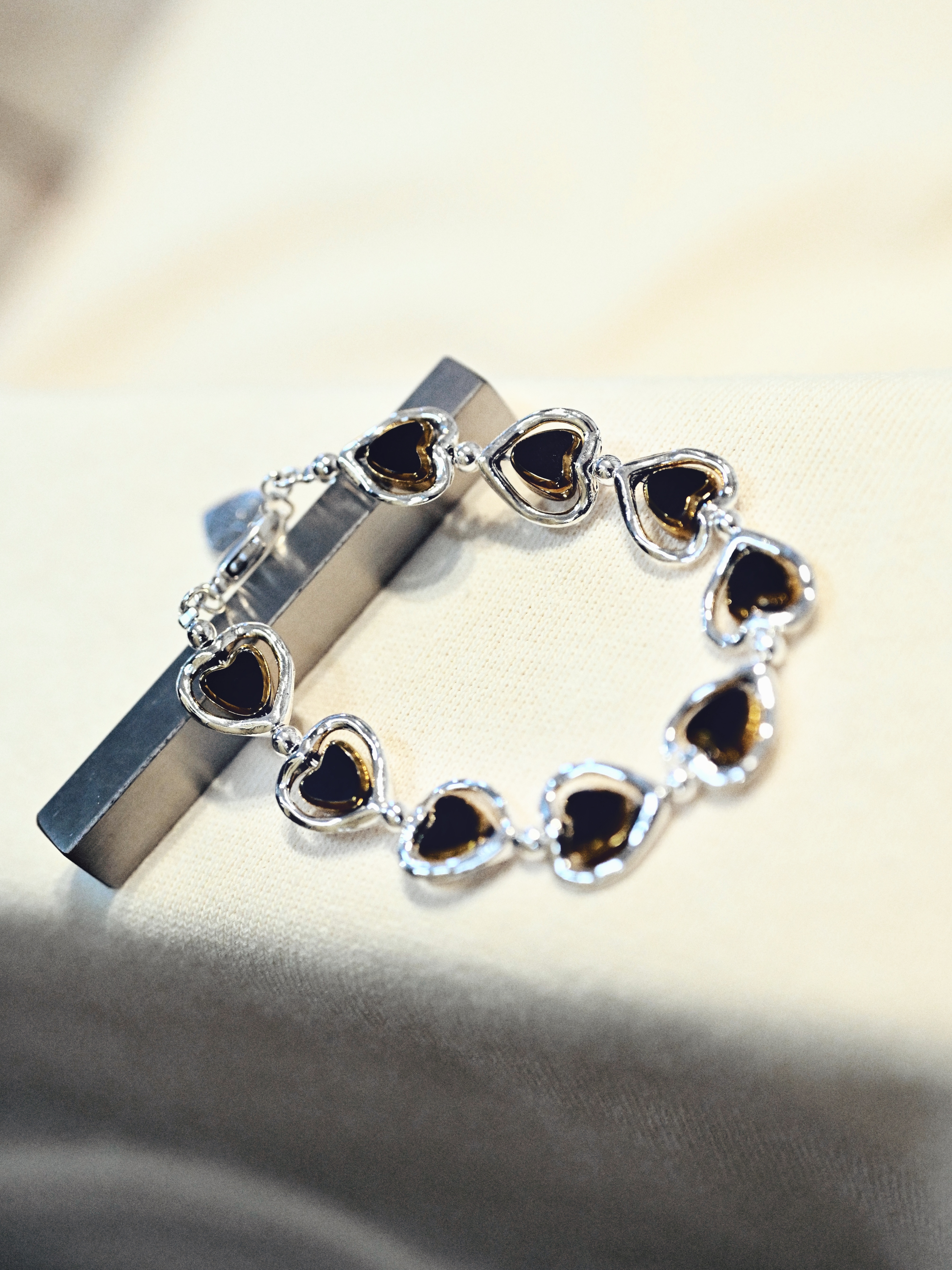 Otro Accesorio 心形分層手鍊