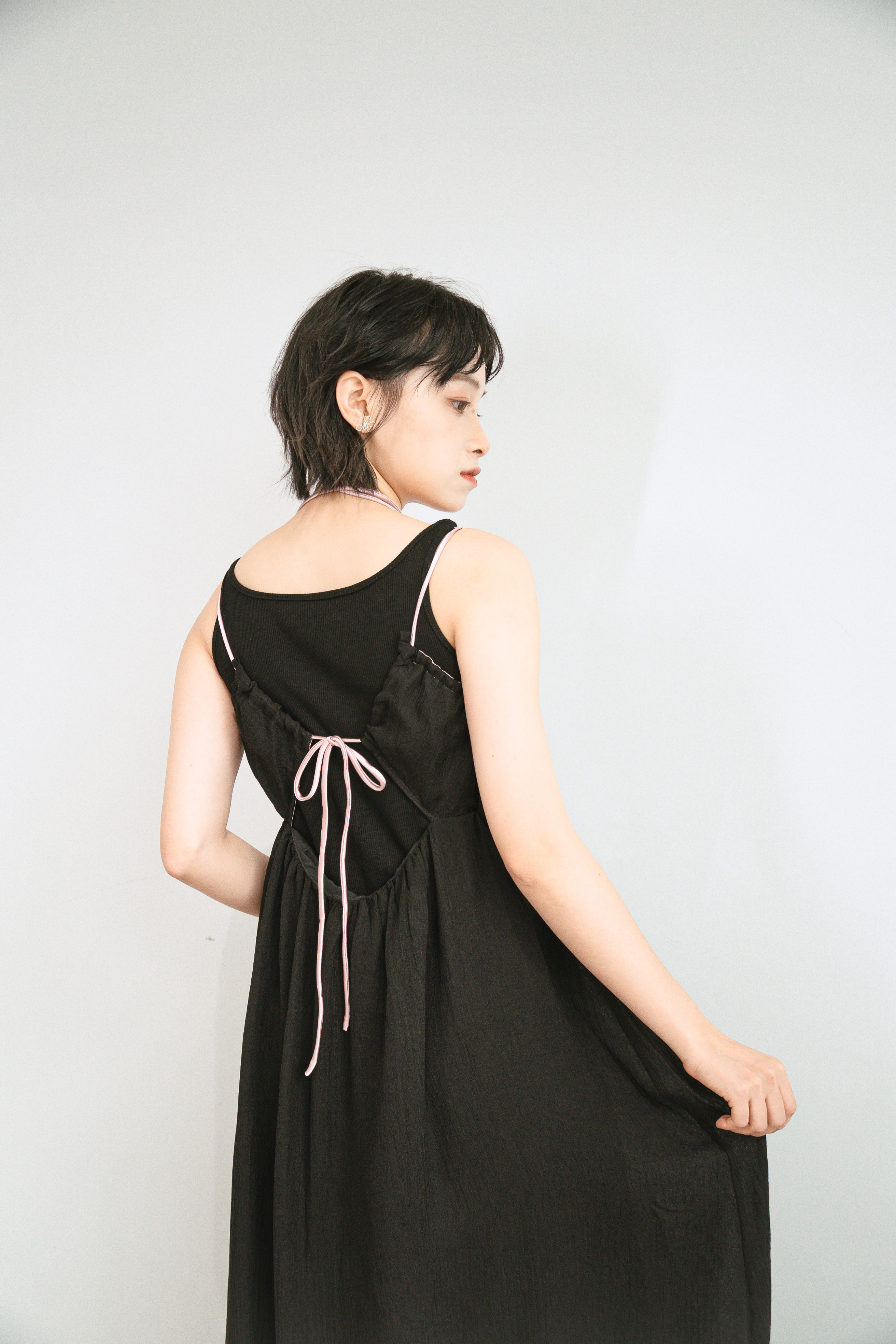 10204 ｜ 色丁綁帶連身裙