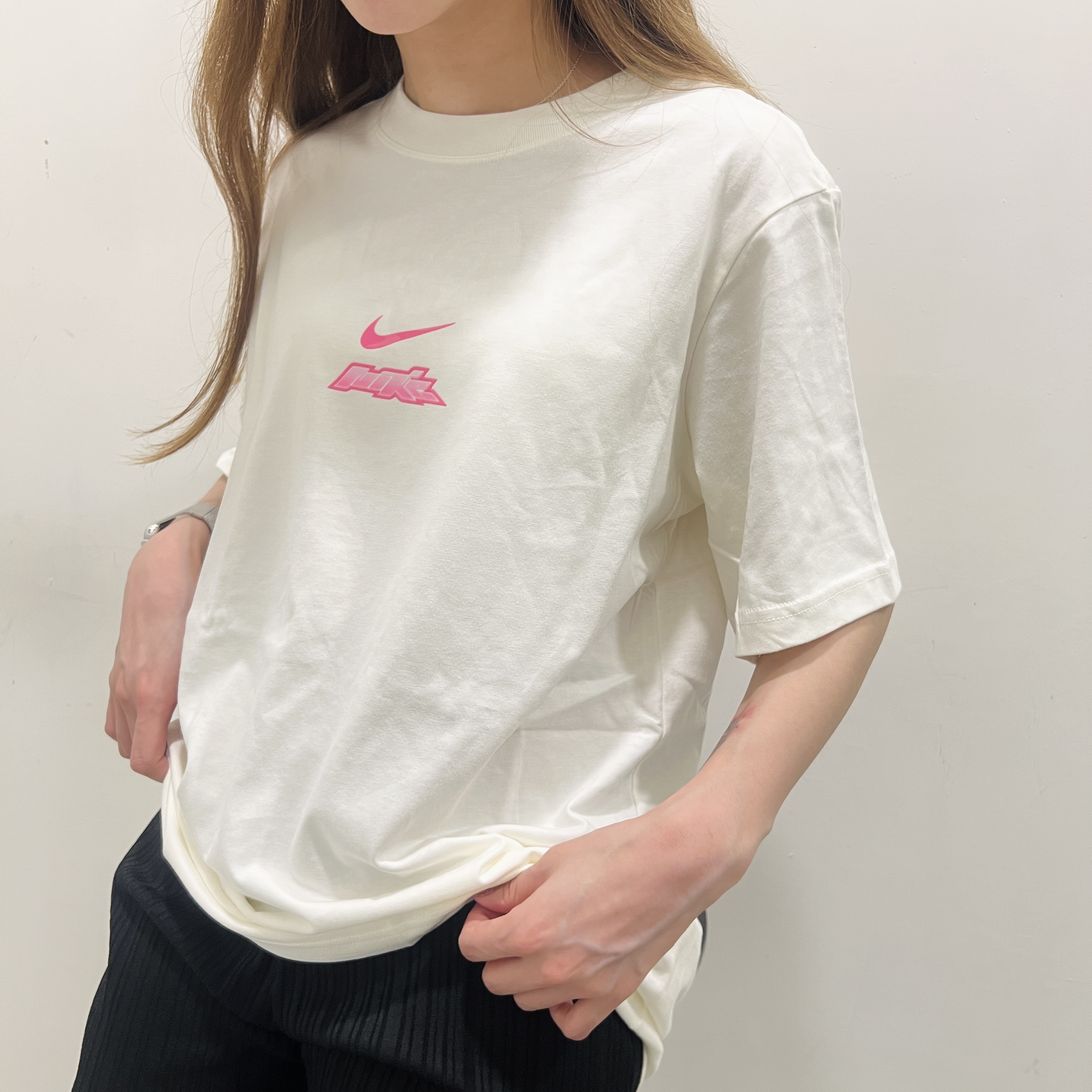 <線上SALE❤️‍🔥> NIKE 短袖上衣 Y2K法鬥犬 米白/桃粉(HM4625-133/HM4625-663)