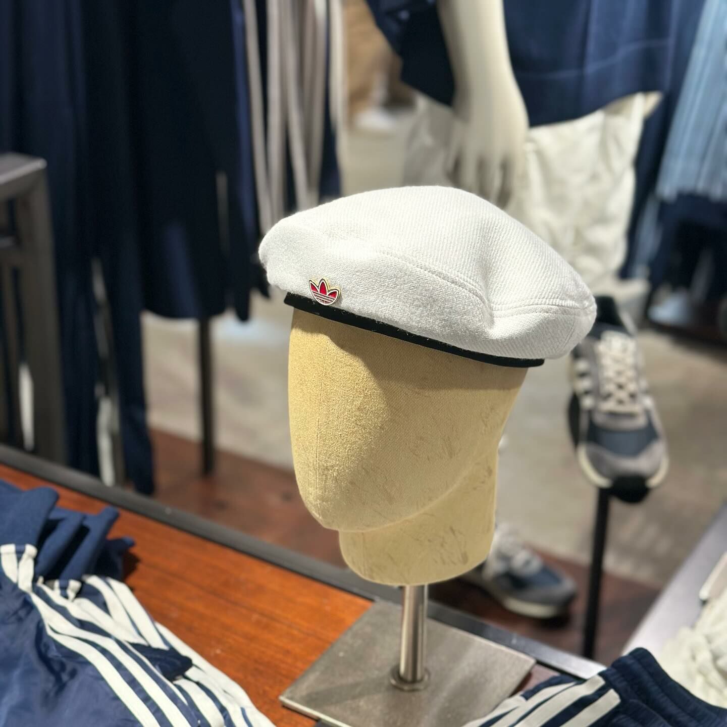 Adidas Originals Beret 日本新發售 貝雷帽 黑色 白色 JE8352 JF4210