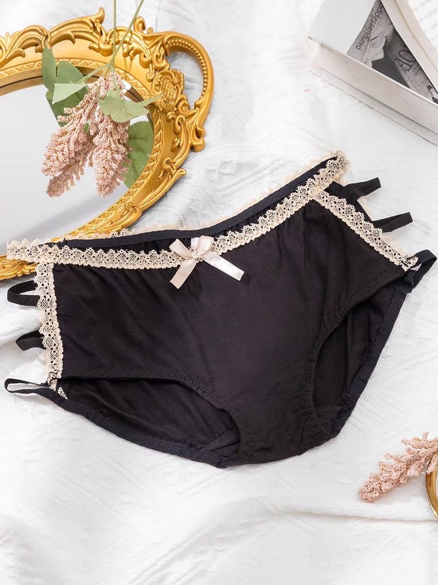 日系中腰性感無痕內褲