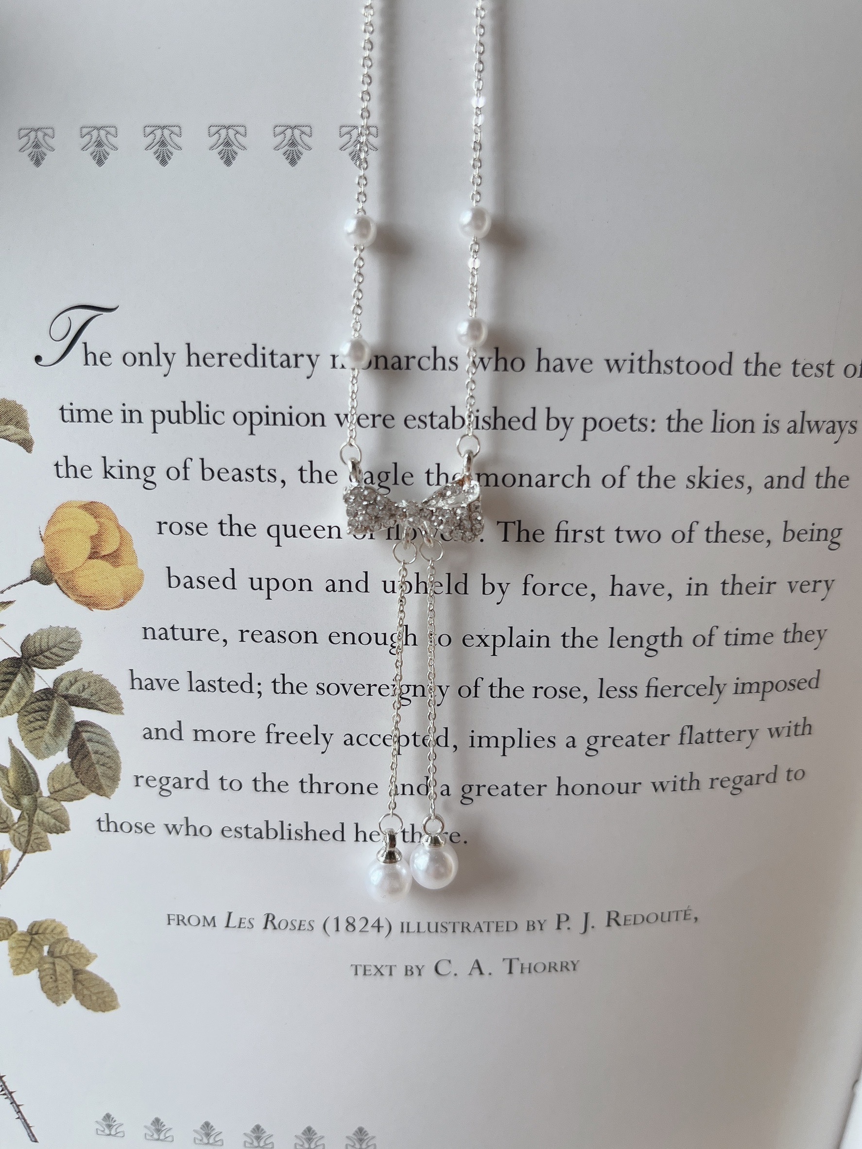 碎鑽蝴蝶結珍珠垂墜純銀項鍊