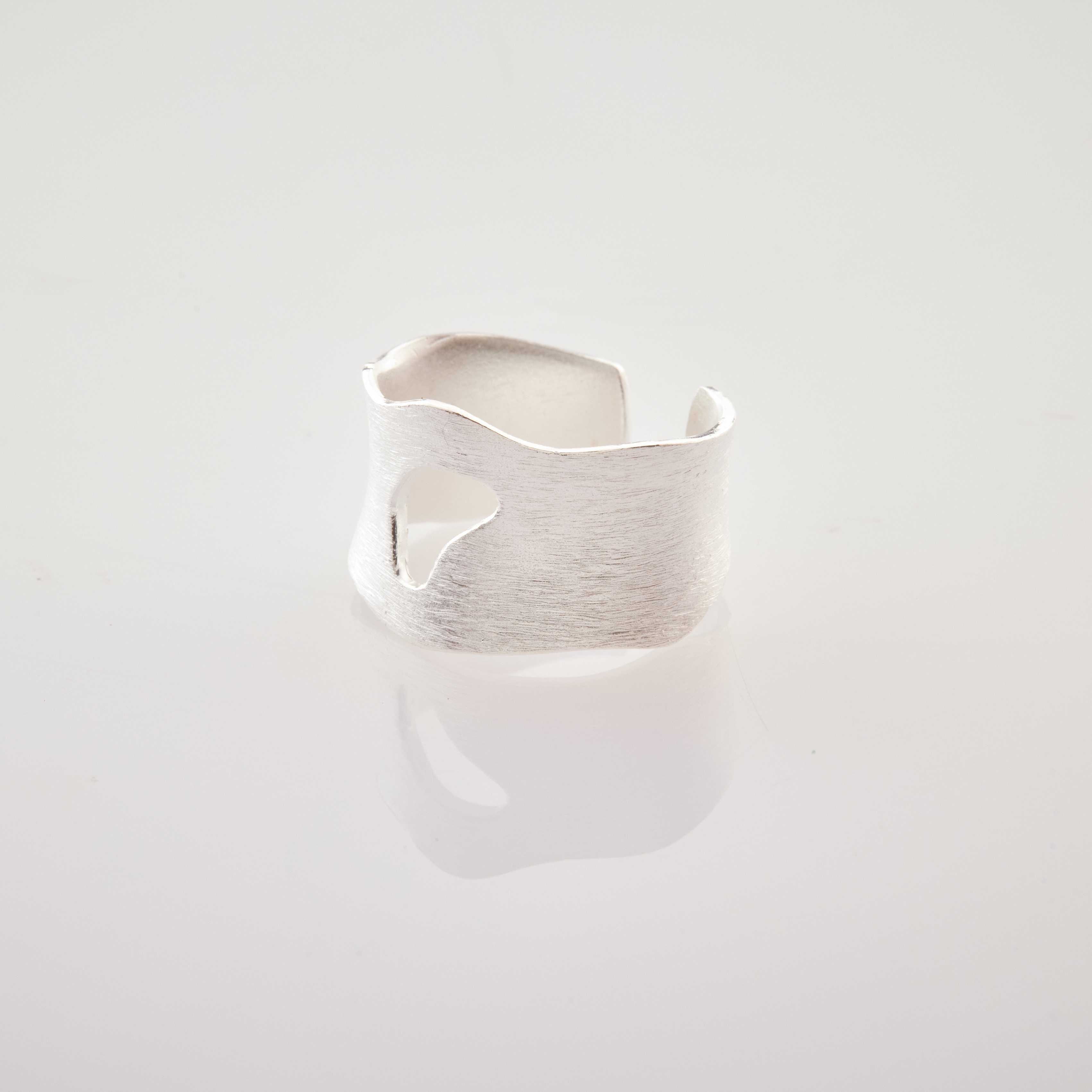 R759 | 純銀霧面不規則寬戒