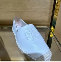 [S] TORY BURCH EVERLY ESPADRILLE,DULCE DE LECHE, 143462-215 (STB581)