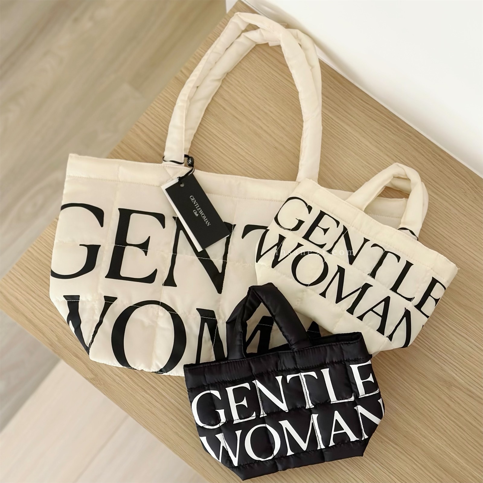 GENTLE WOMAN 尼龍材質 手提包