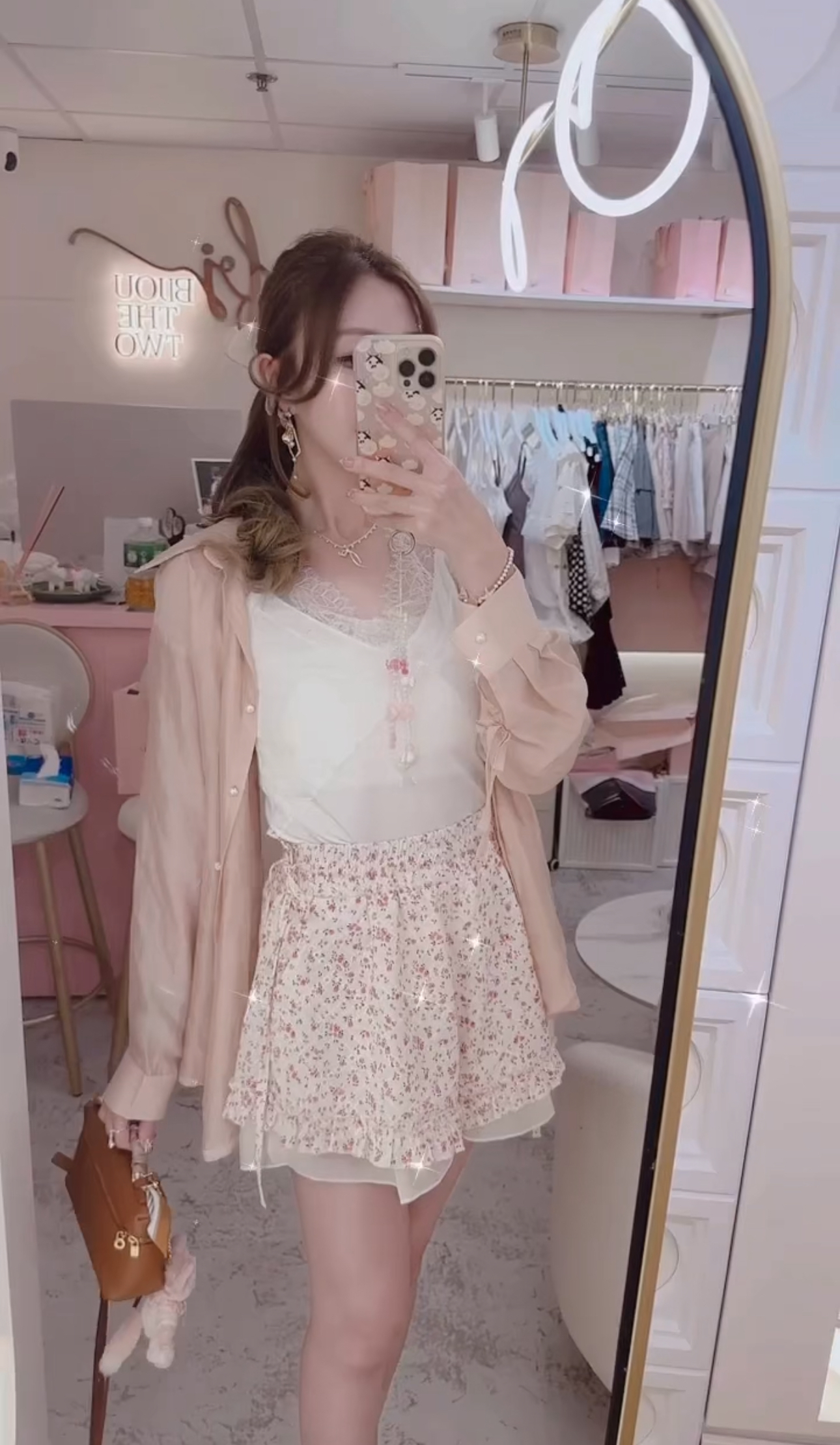 *BJ2 MADE SERIES* LA SAVERNE ROSE GARDEN RIBBON SHORTS 2024