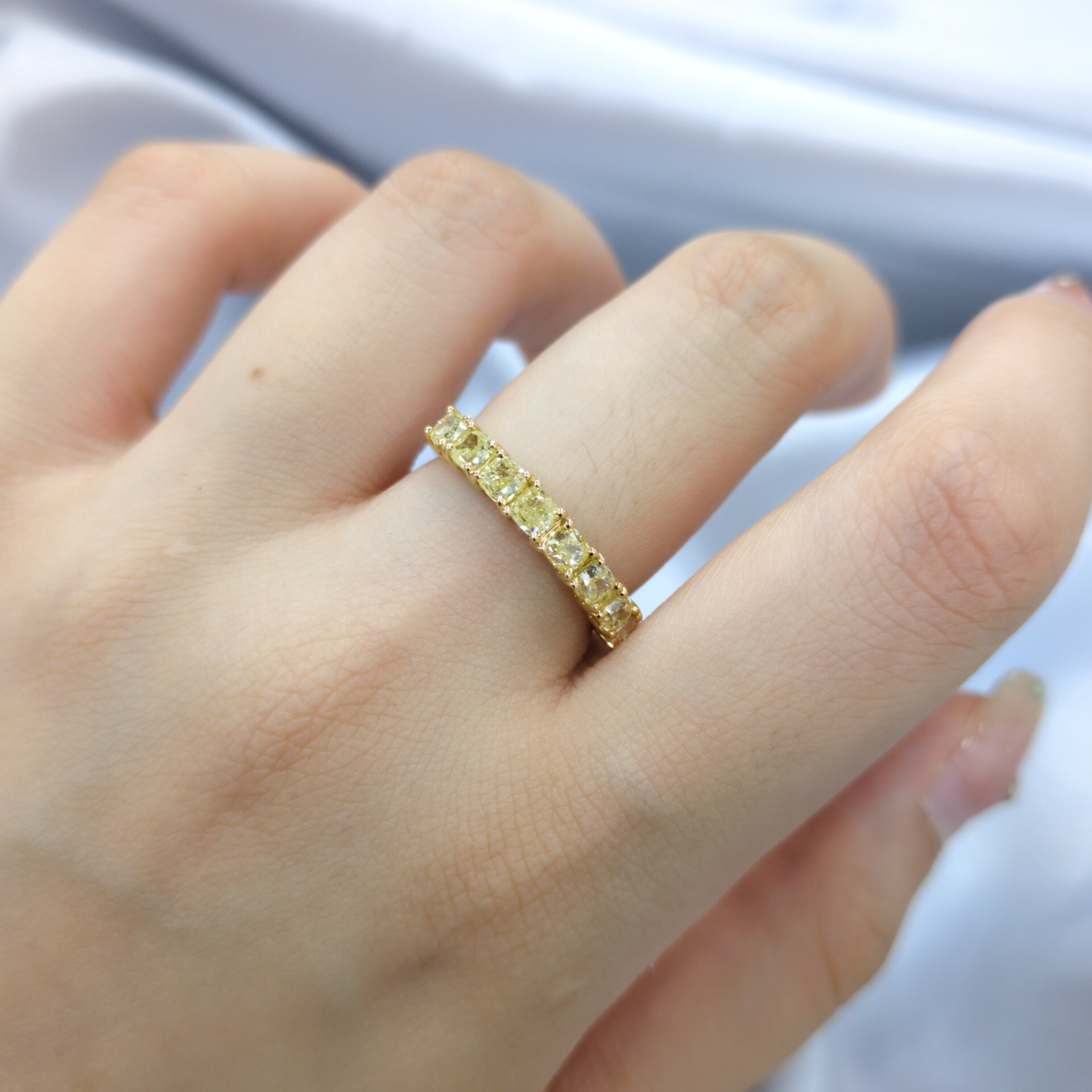 18K Gold 1.31ct Fancy Yellow Cushion Cut Diamond Ring