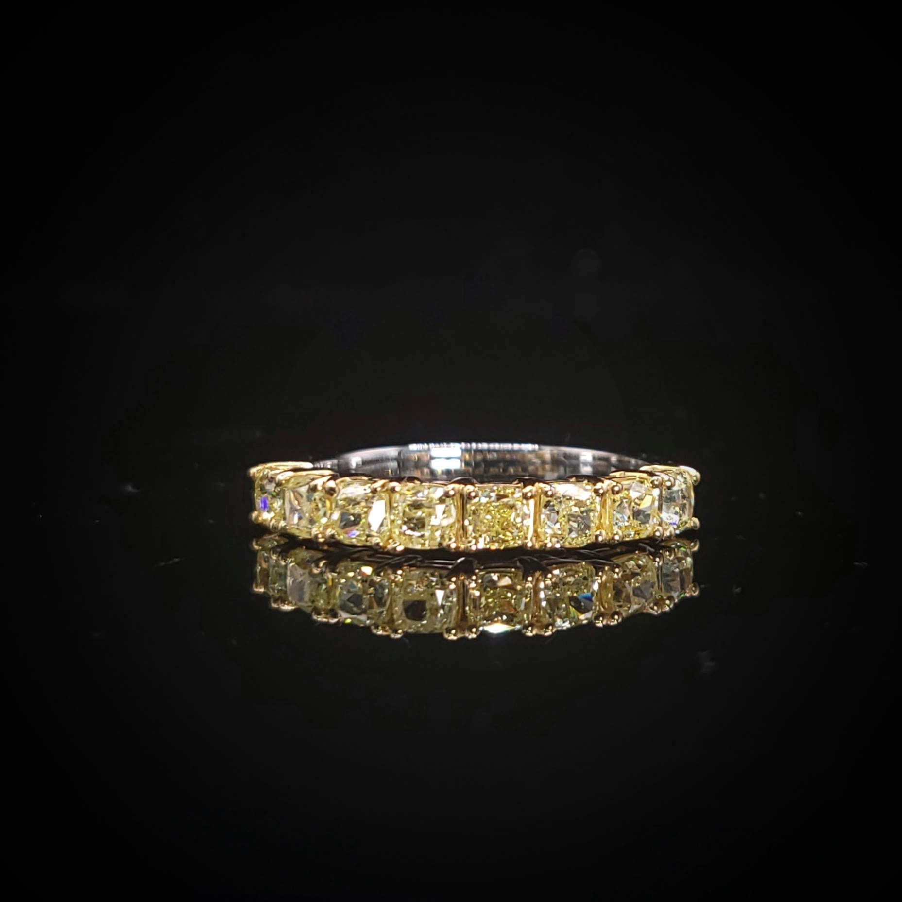18K Gold 1.31ct Fancy Yellow Cushion Cut Diamond Ring