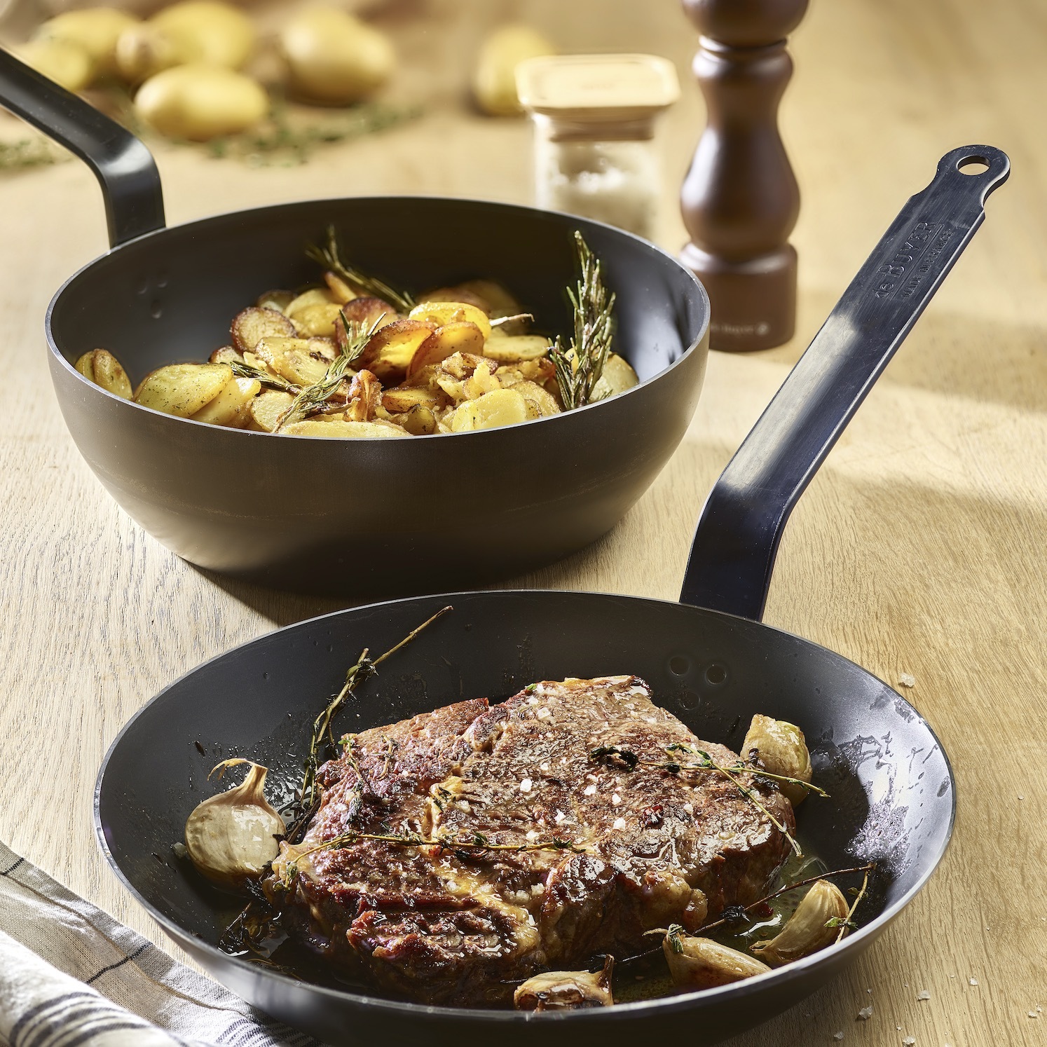 輕礦藍鐵 l 新單柄深煎炒鍋