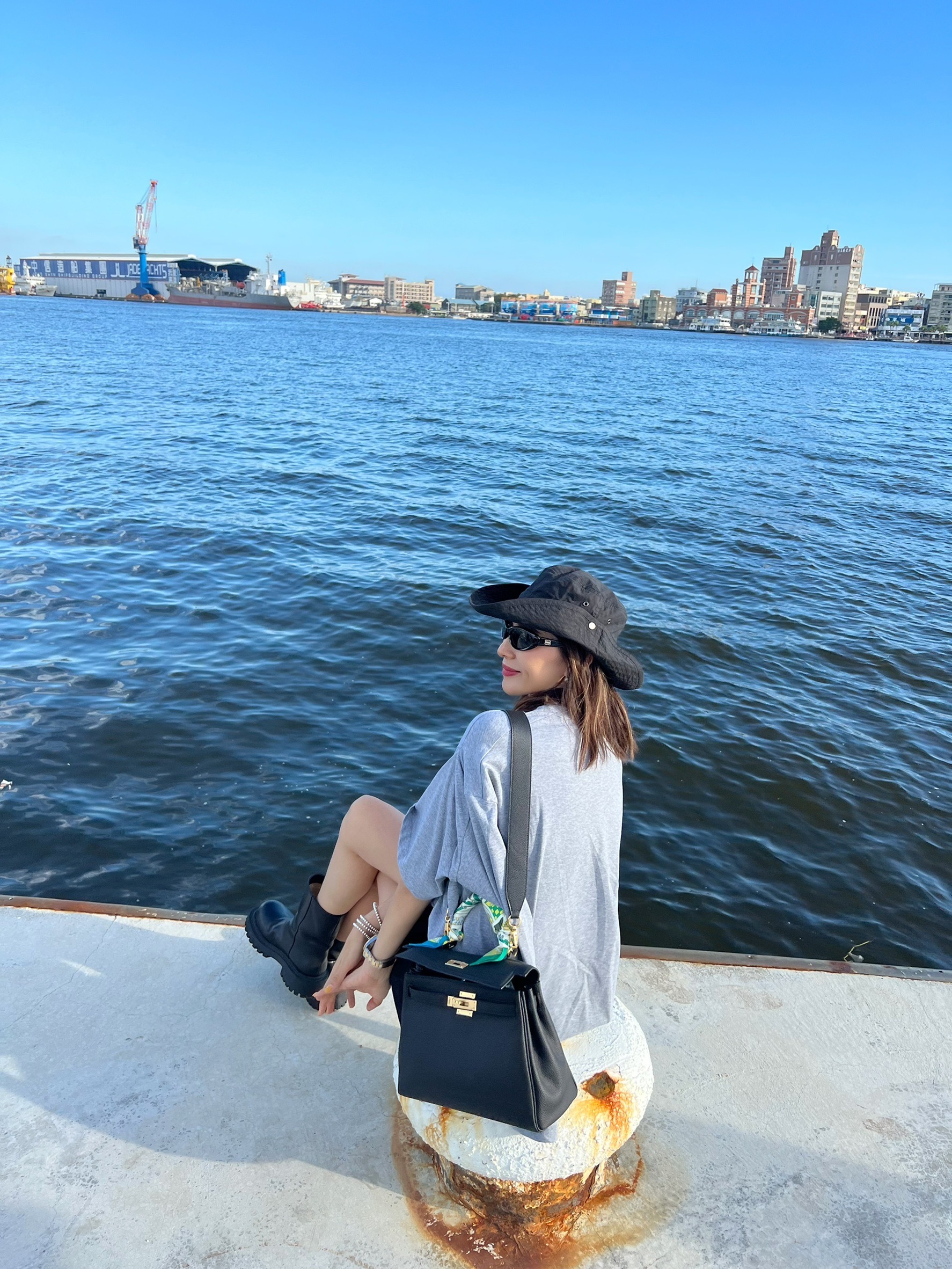 早秋兩穿純棉灰色大Ｔ