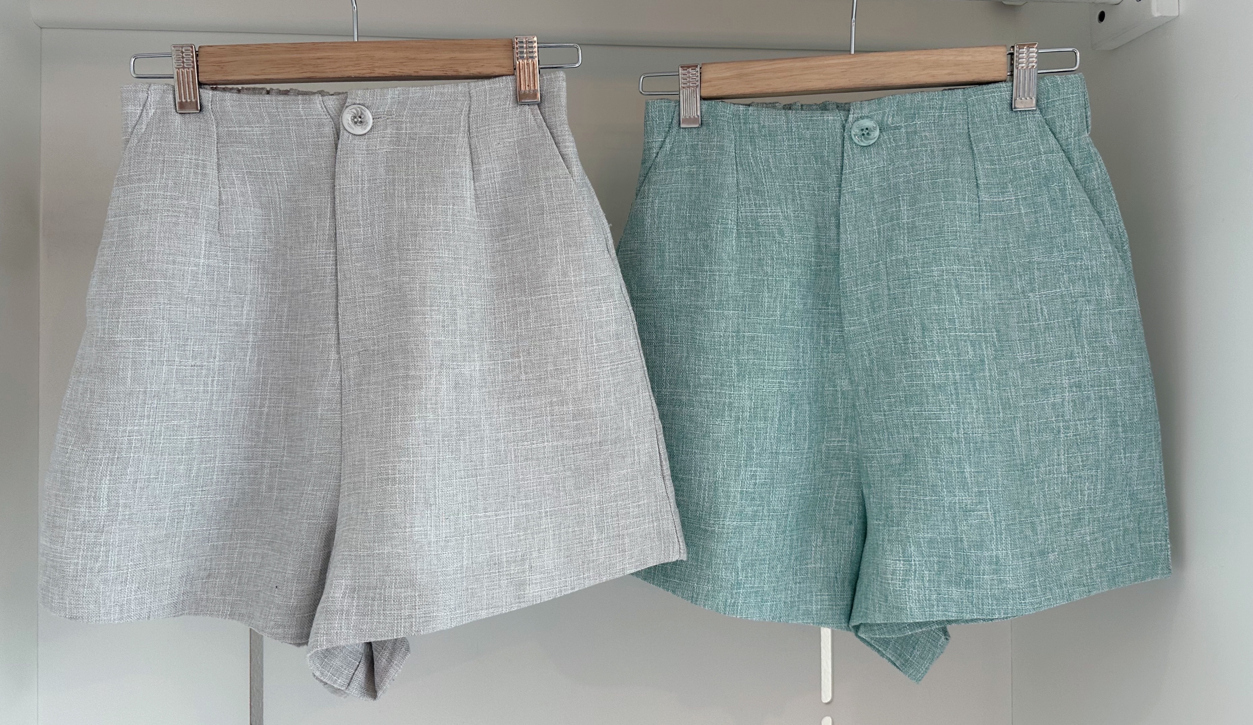 LINEN HIGH WAIST SHORTS