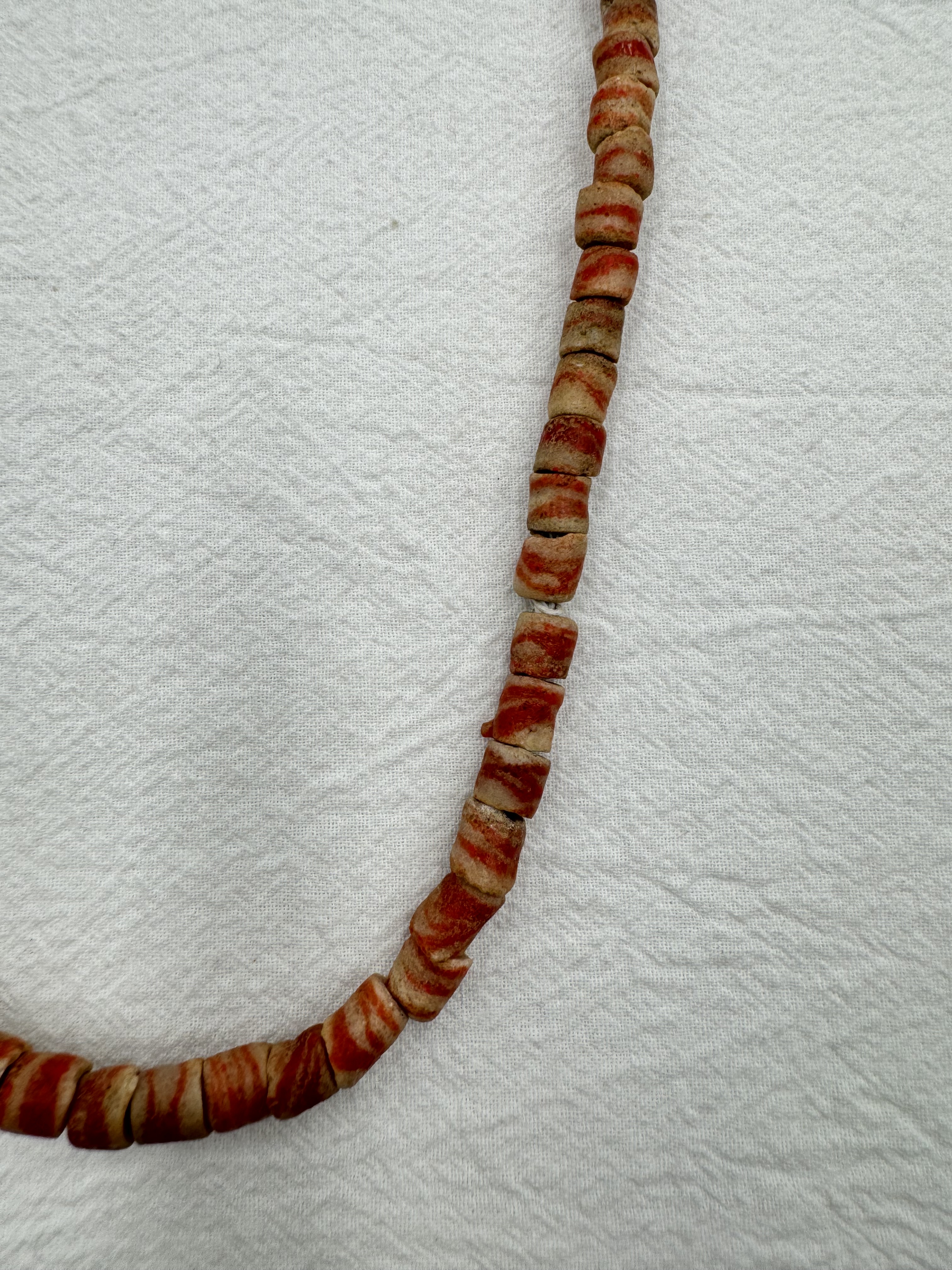 No.101條紋沙珠直徑9~10mm總長61cm