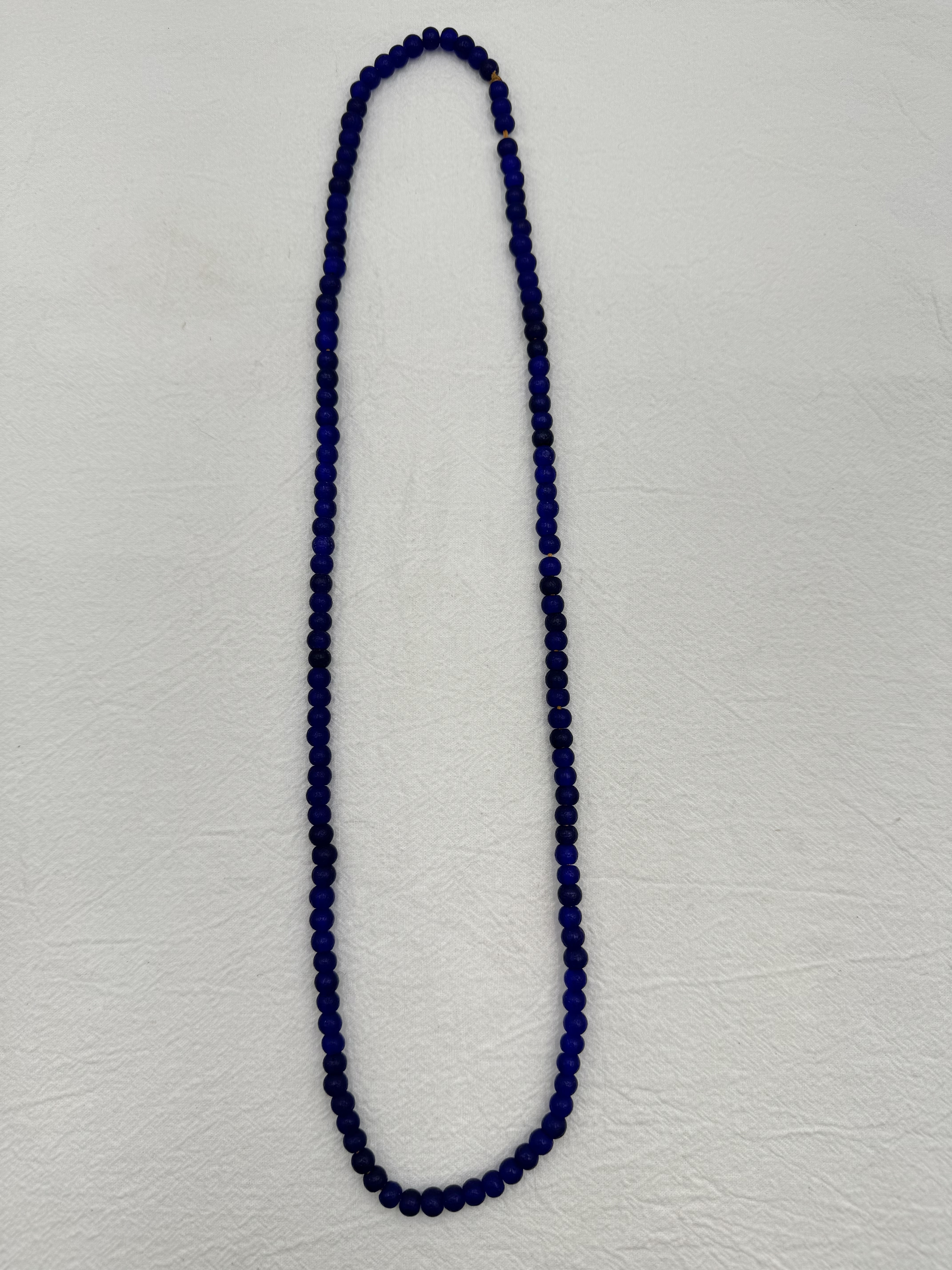 條-No.1尼泊爾古老藍圓珠6.8*5.5長78cm約137顆