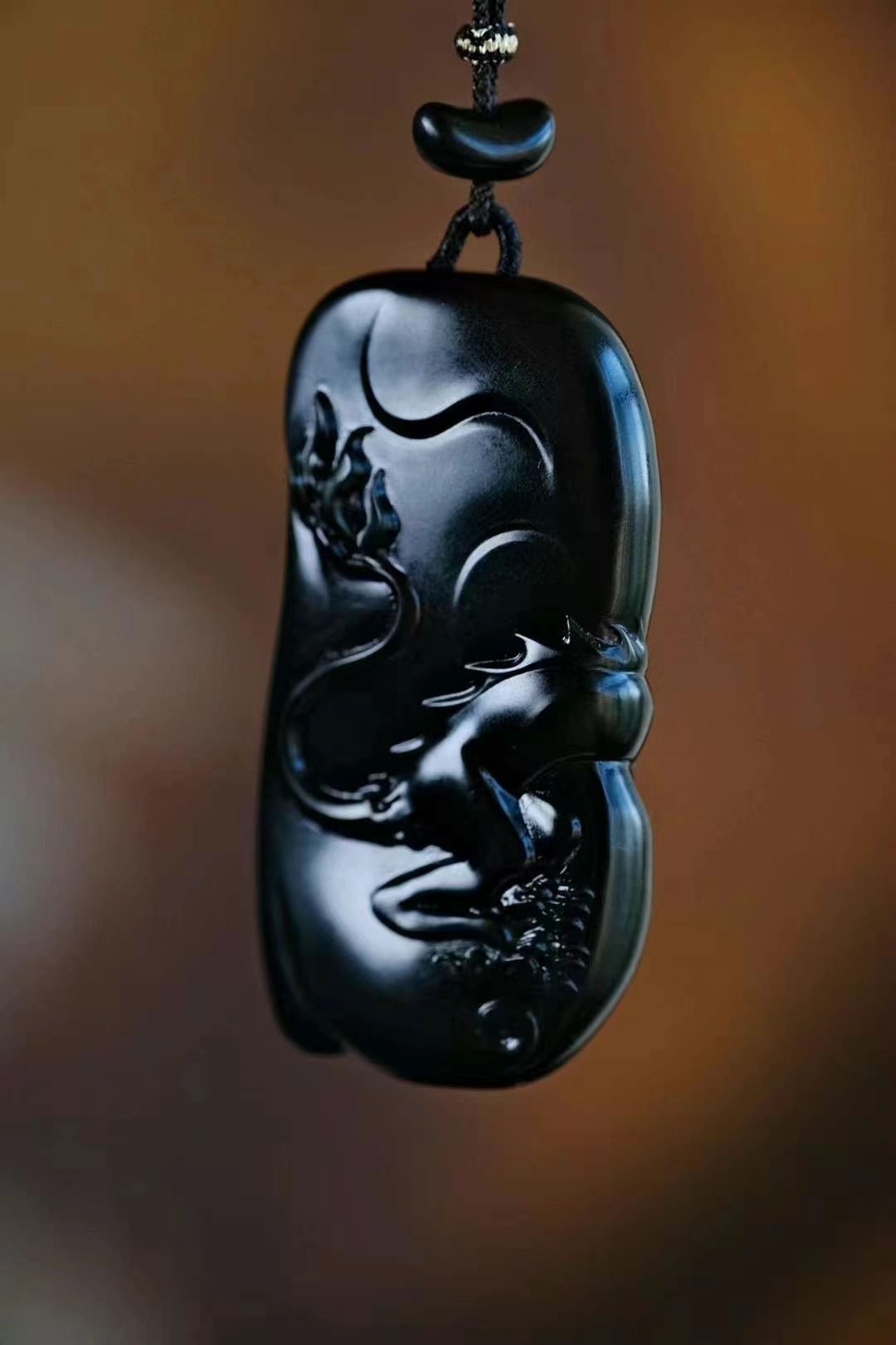 721713 和田玉極品塔青龍