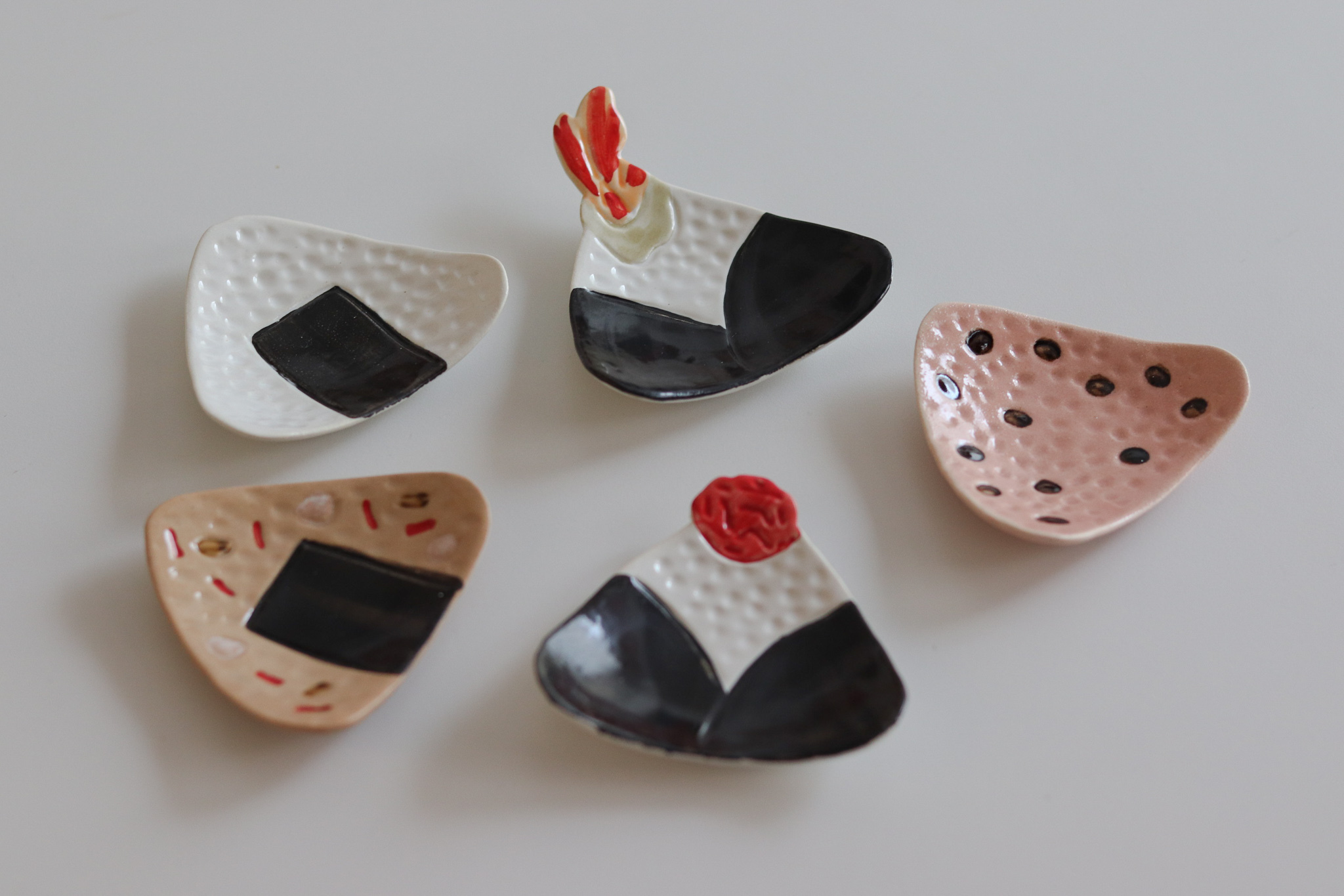 日本 美濃燒 飯糰 小碟