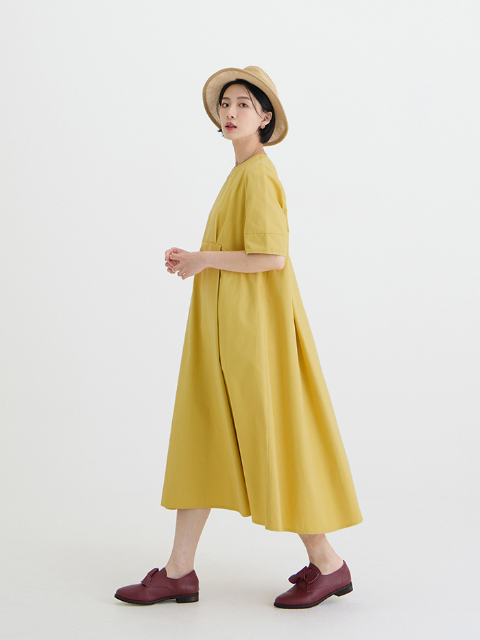 日想剪接打折洋裝-玉子燒