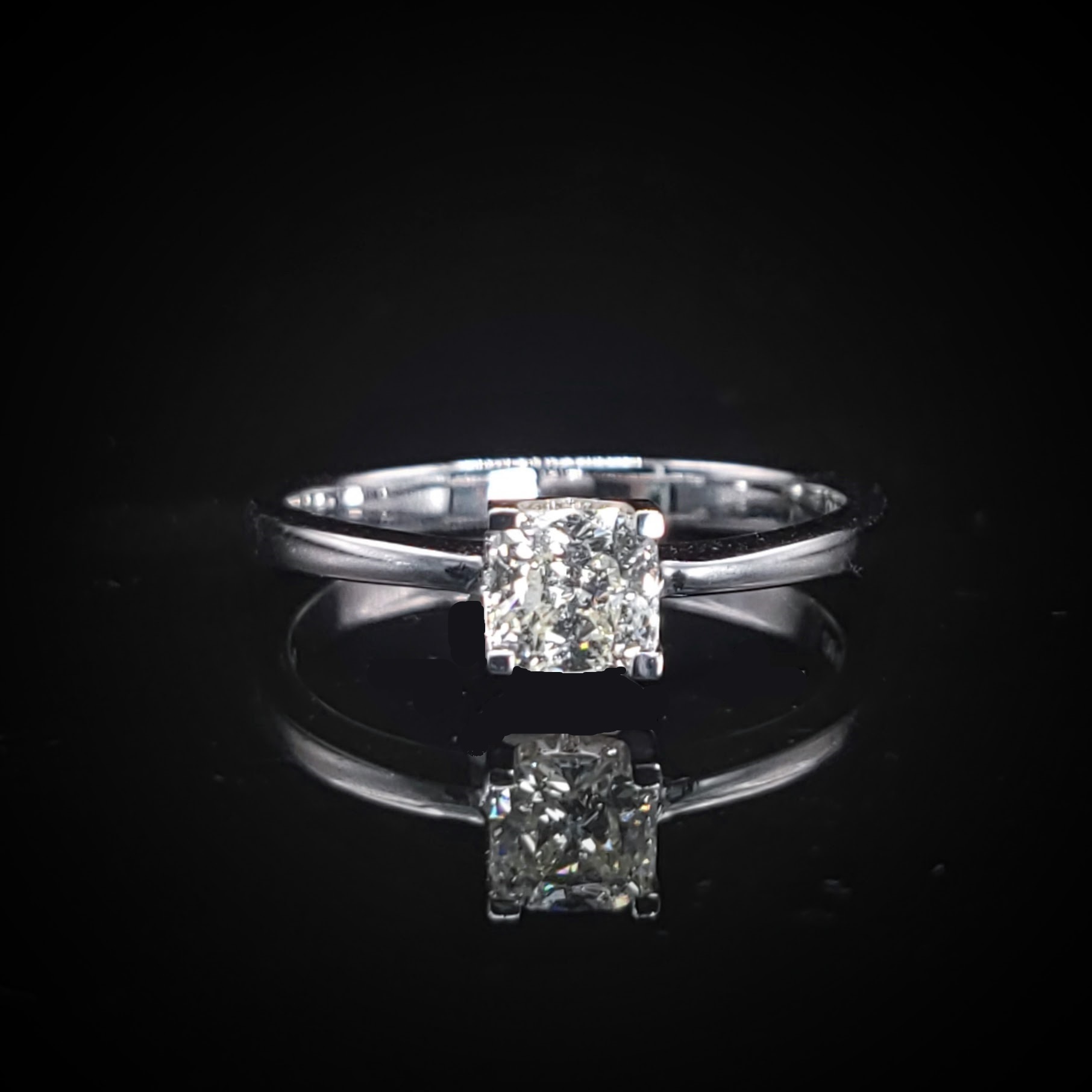 18K White Gold 0.42ct Cushion Cut Diamond Ring