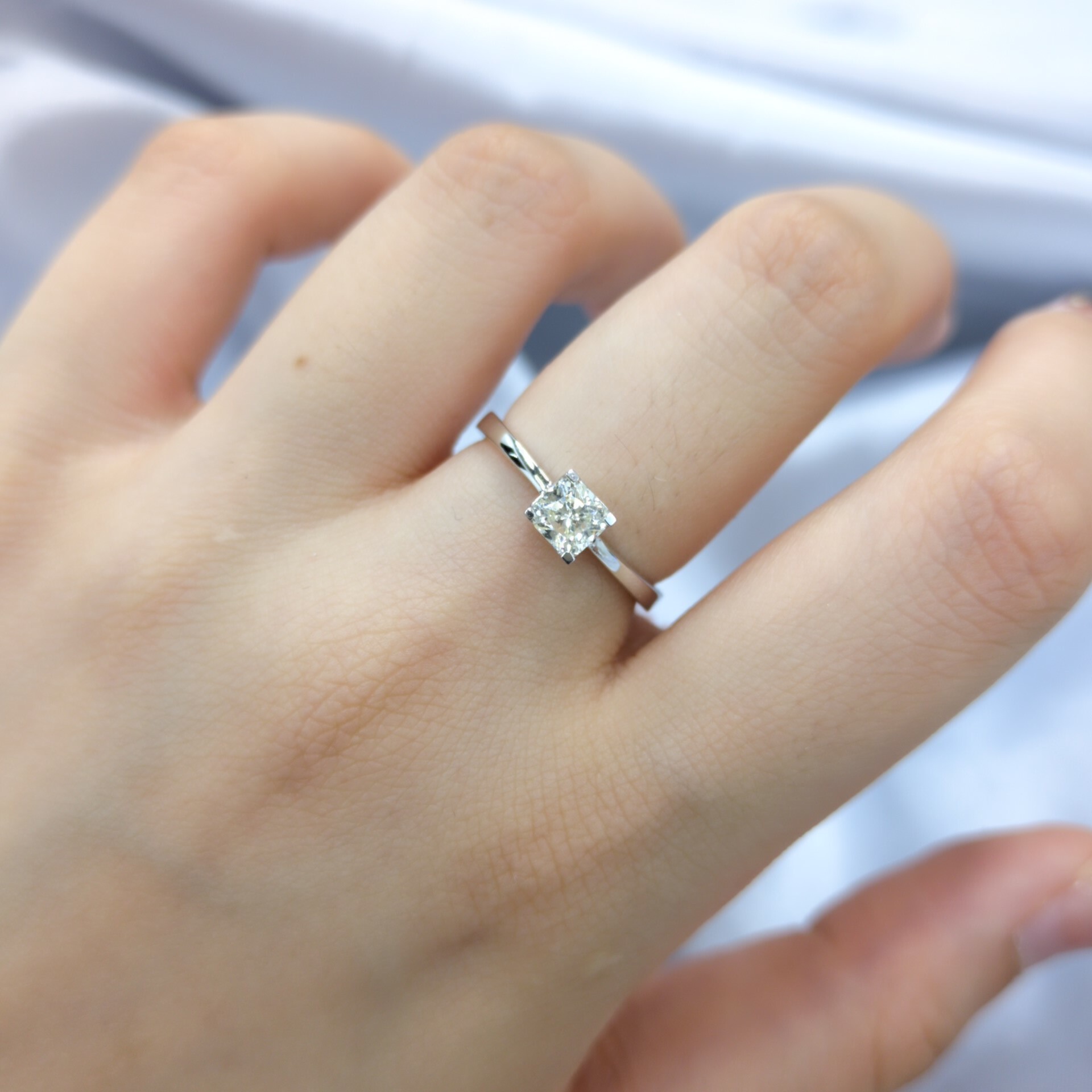 18K White Gold 0.42ct Cushion Cut Diamond Ring