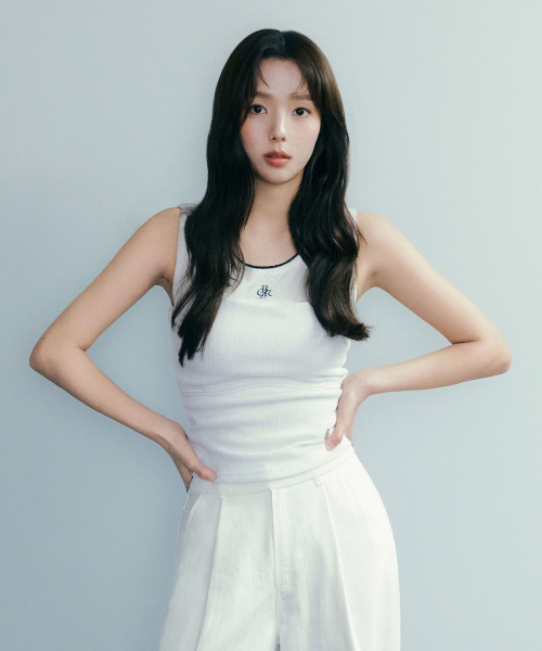 CITYBREEZE BOUCLE SYMBOL LOGO SLEEVELESS KNIT