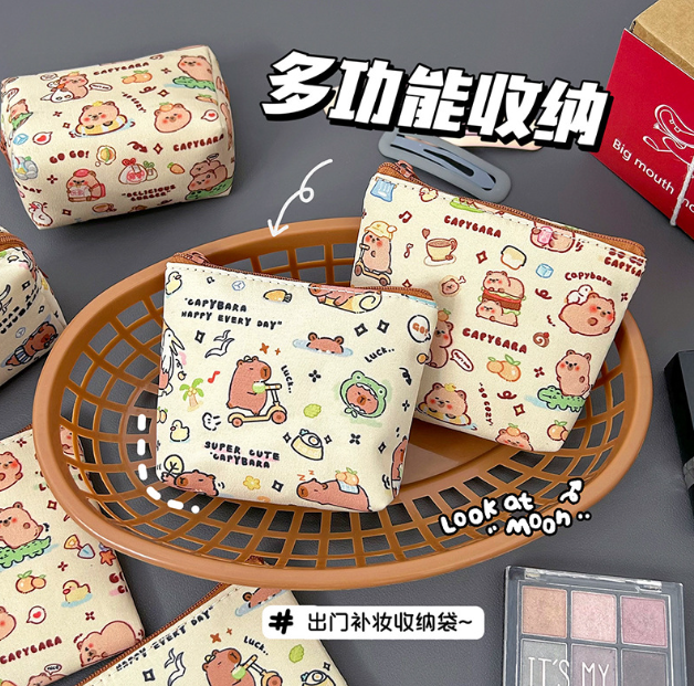 卡皮巴拉四角零钱包（款式随机）