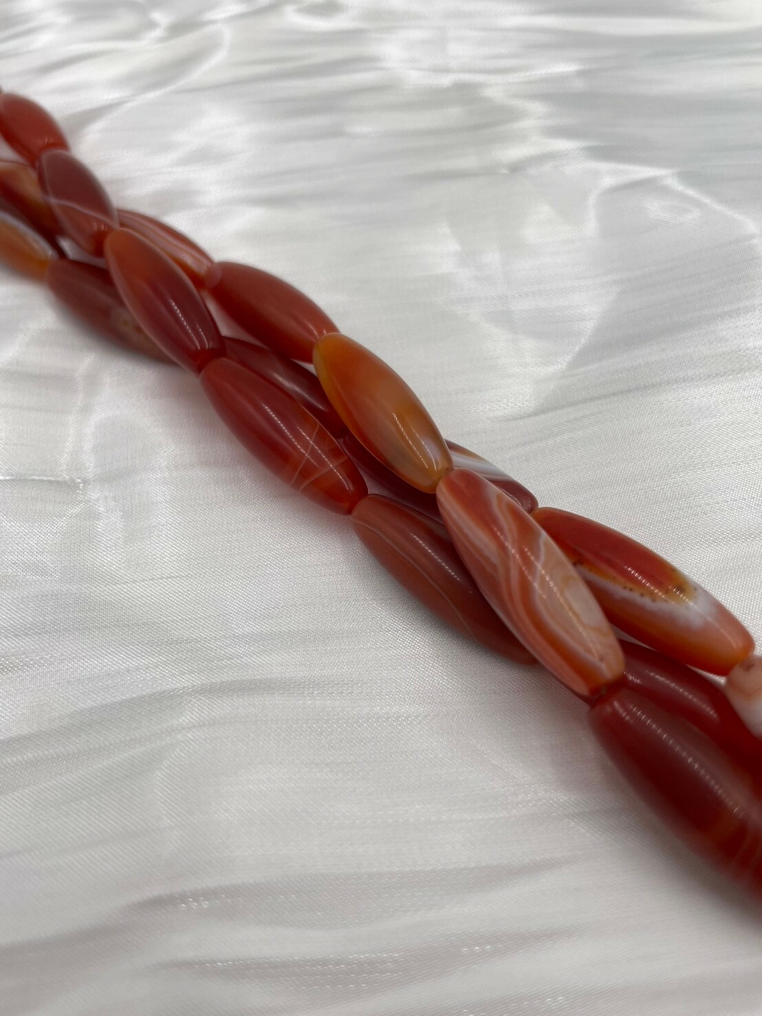 條-No.5霧面橢圓大瑪瑙珠3.5mm*7mm約16顆