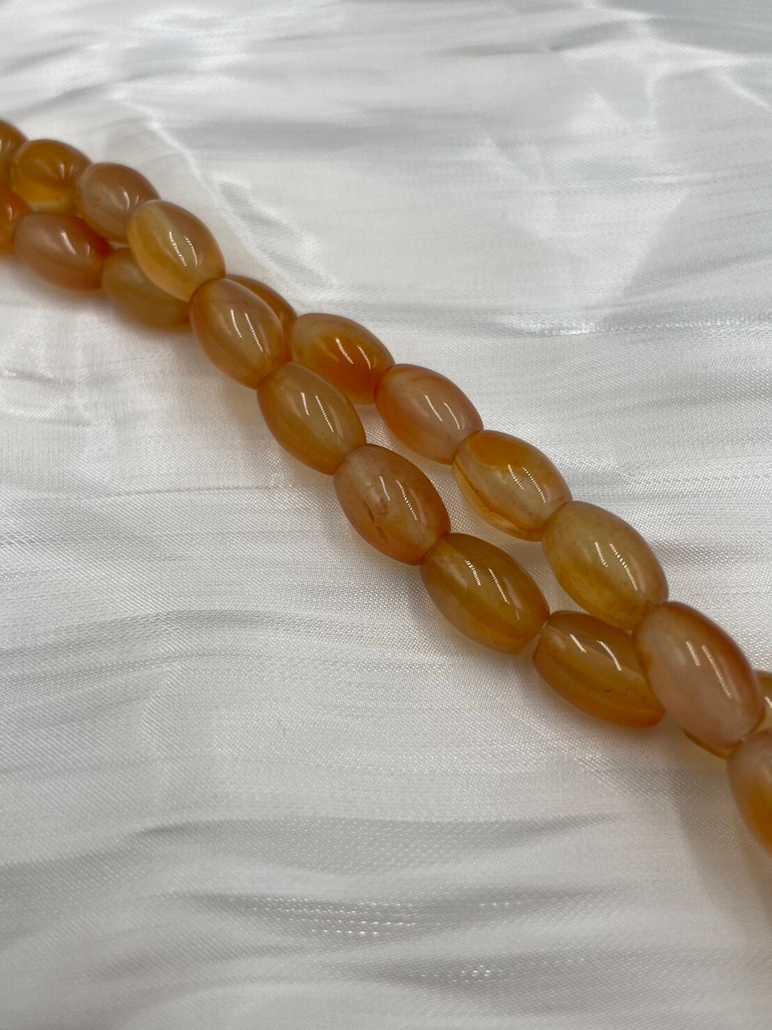 條-No.6亮面橢圓中瑪瑙珠8mm*12mm約33顆