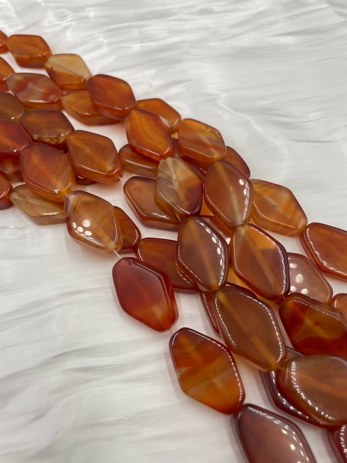 條-No.12亮面菱形大瑪瑙25mm*16mm約16顆