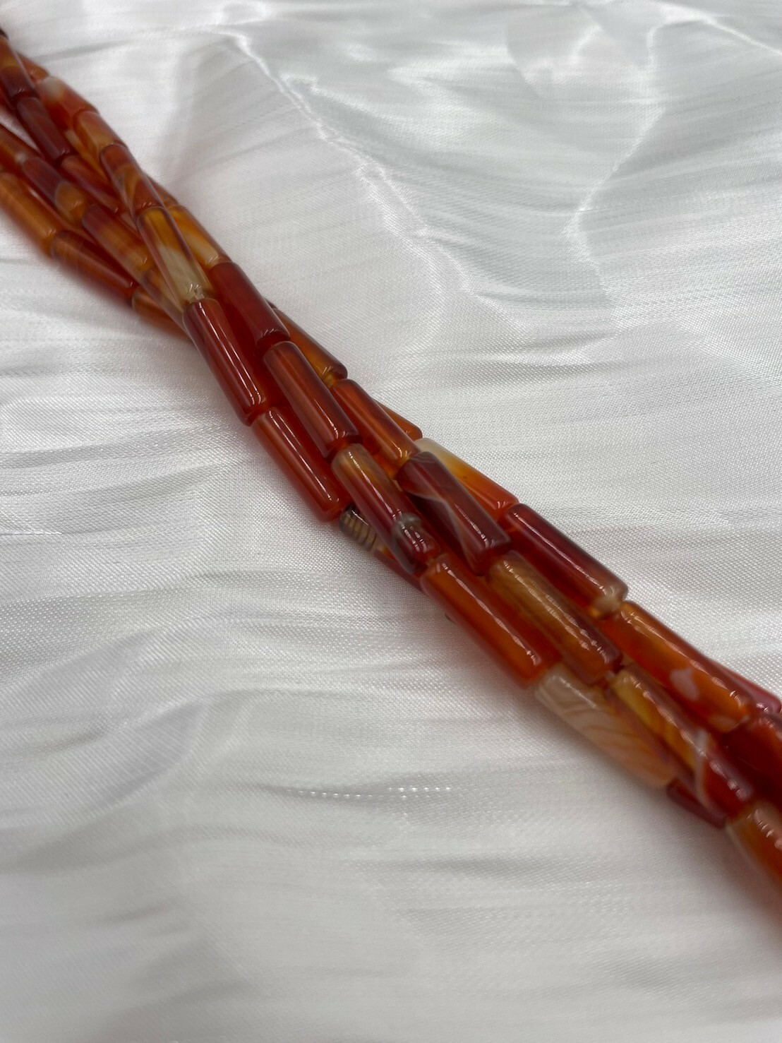 條-No.1亮面長管紅瑪瑙珠4mm*13mm約30顆