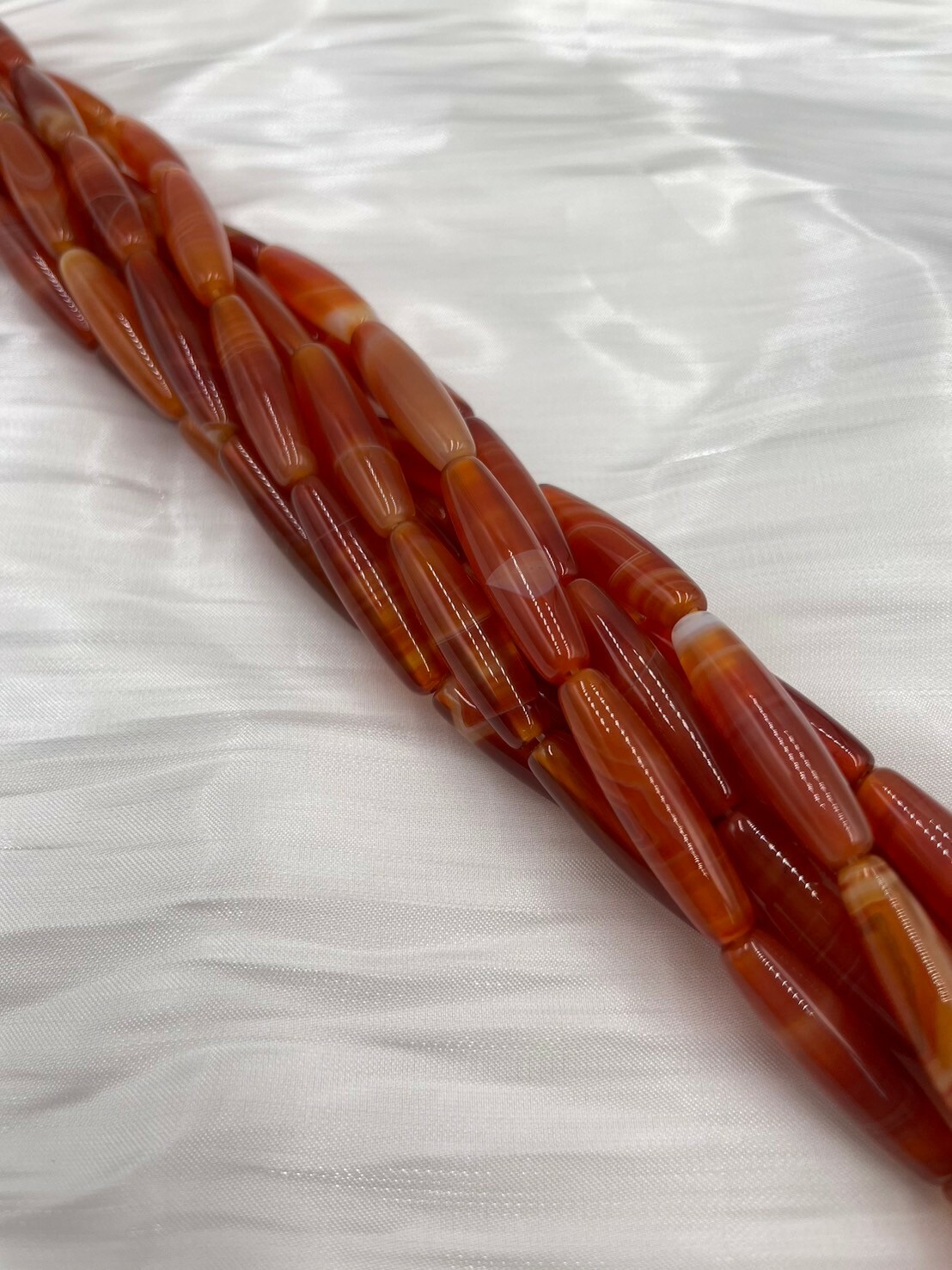 條-No.2亮面細長紅瑪瑙珠6mm*24mm約16顆