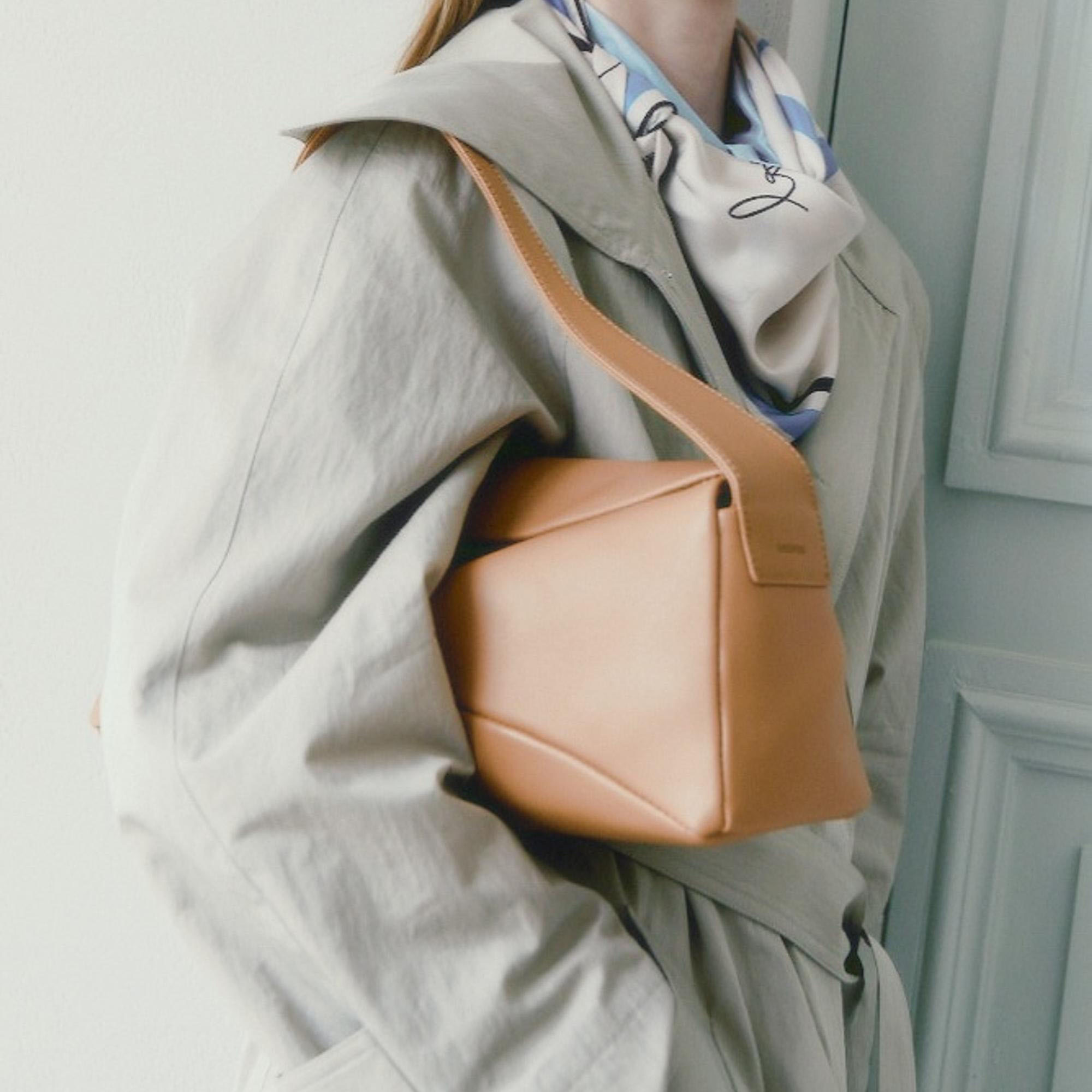 <韓國代購> LOEUVRE GOUTTE SHOULDER MEDIUM