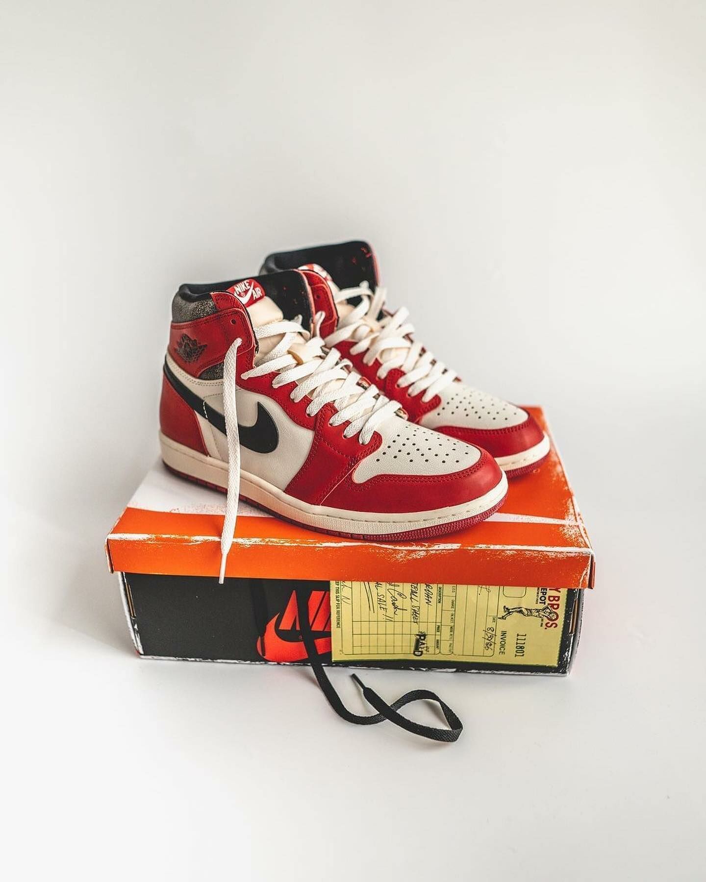 Air Jordan 1 Retro High OG 芝加哥 做舊氧化 DZ5485-612