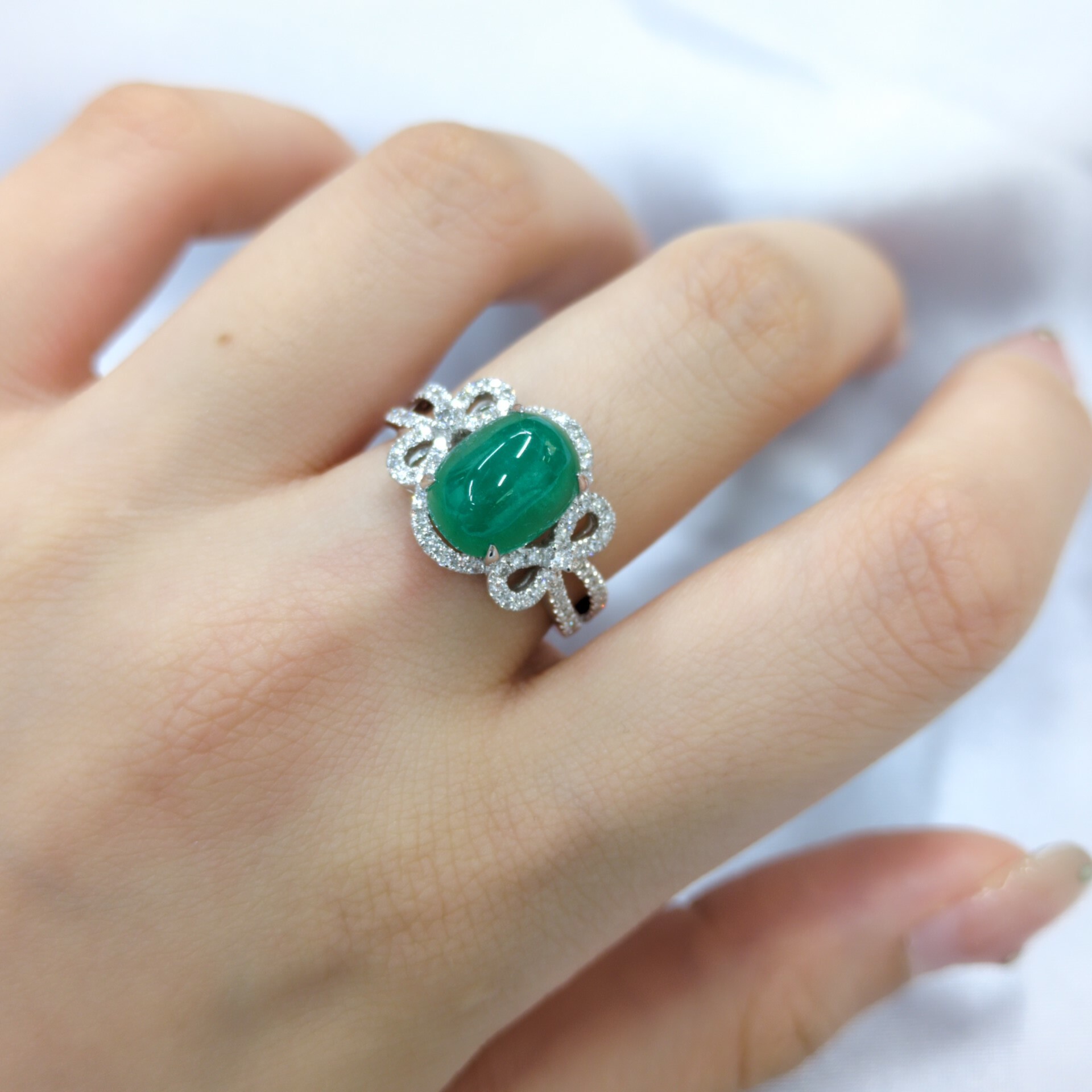 18K White Gold 3.09ct Emerald and Diamond Ring