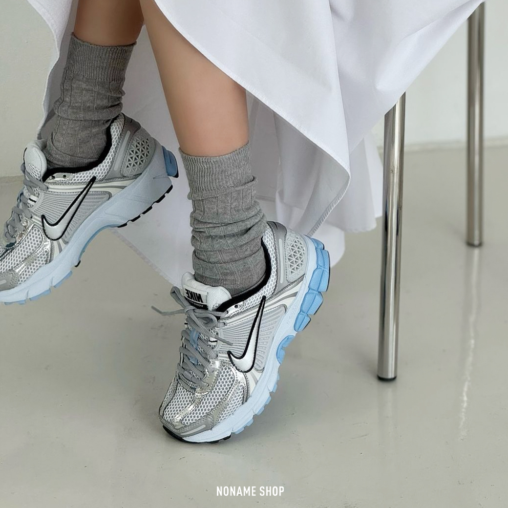 NIKE ZOOM VOMERO 5 復古 老爹 反光 銀藍色 (女款)