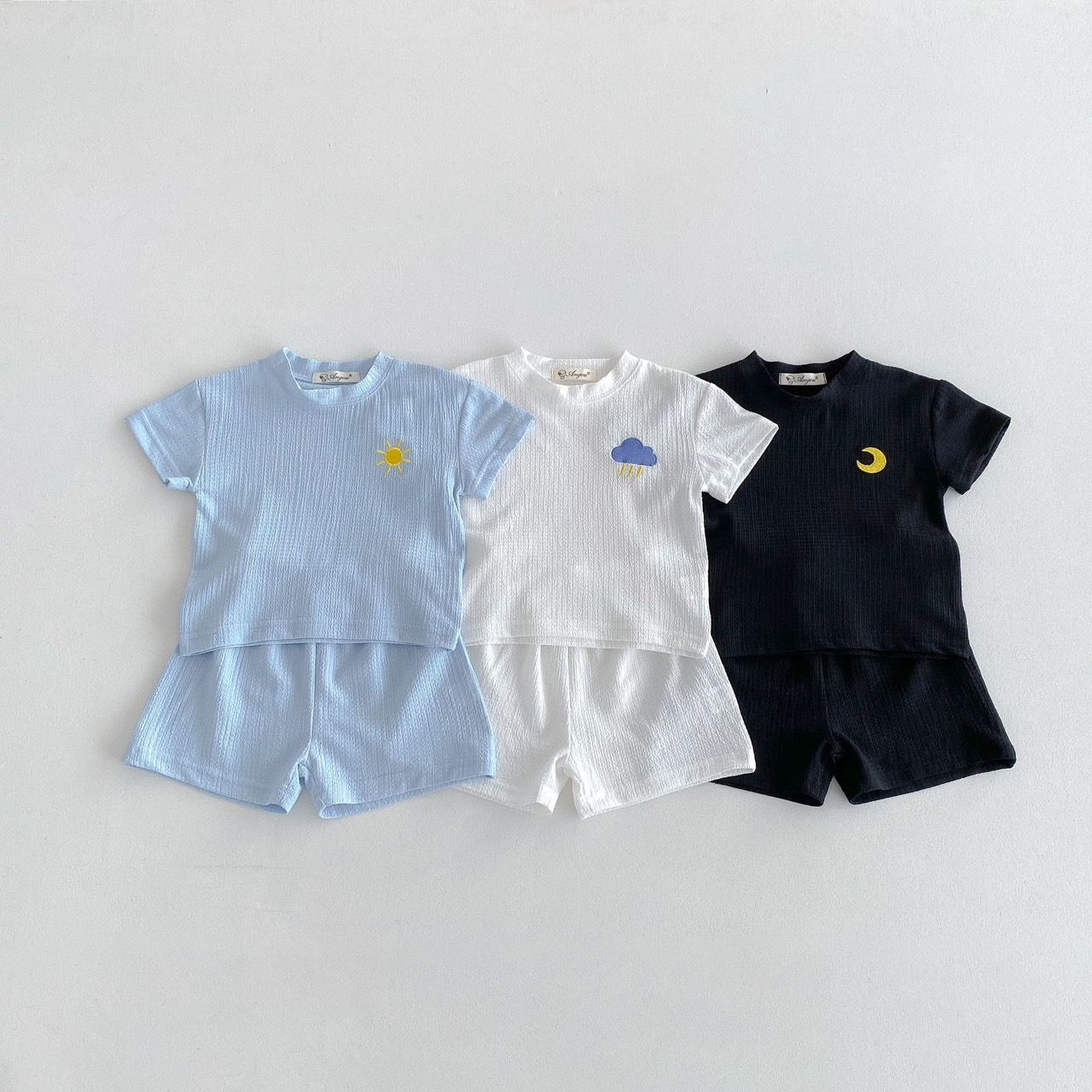 太陽月亮雲朵家居服