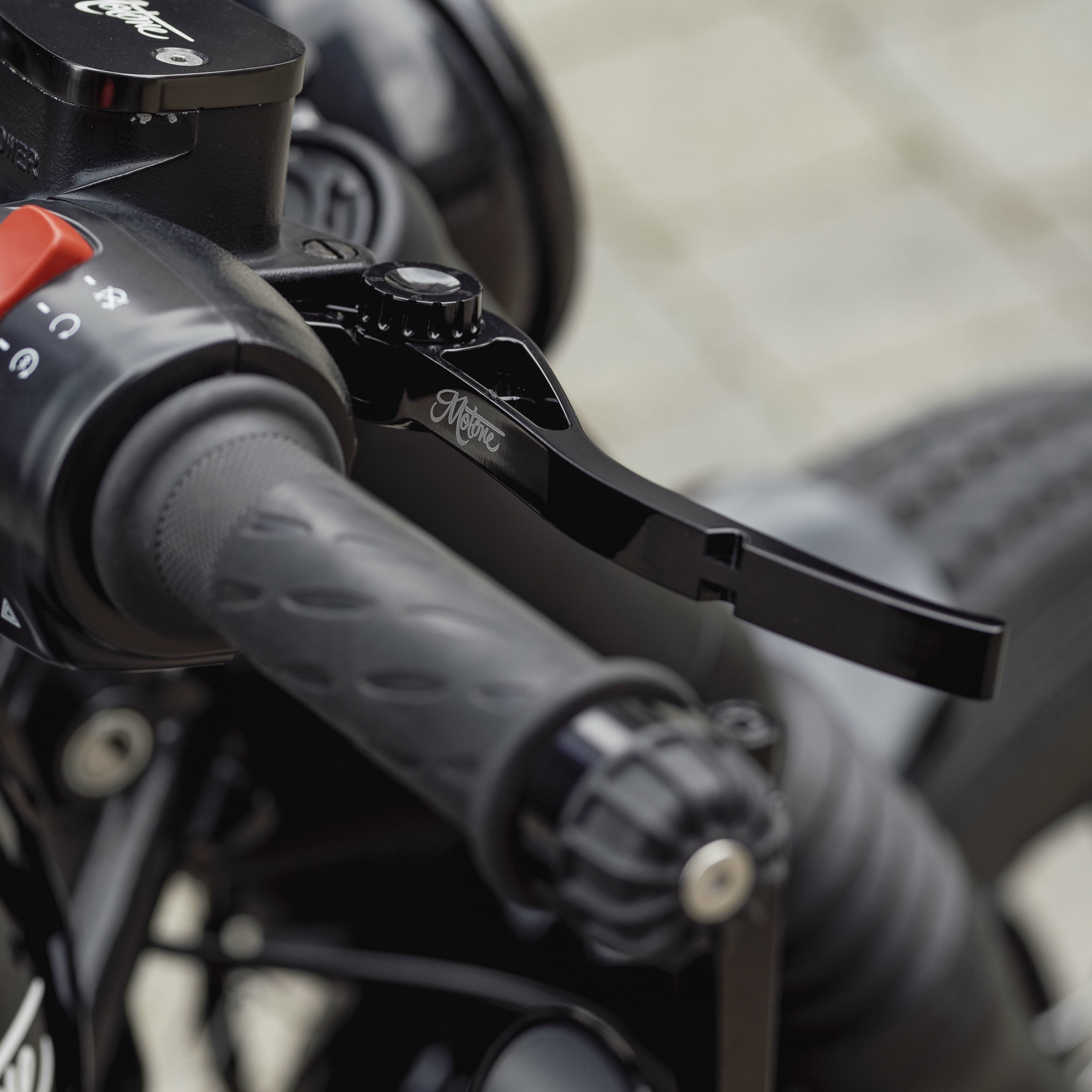 Motone 凱旋通用 可調式 拉桿