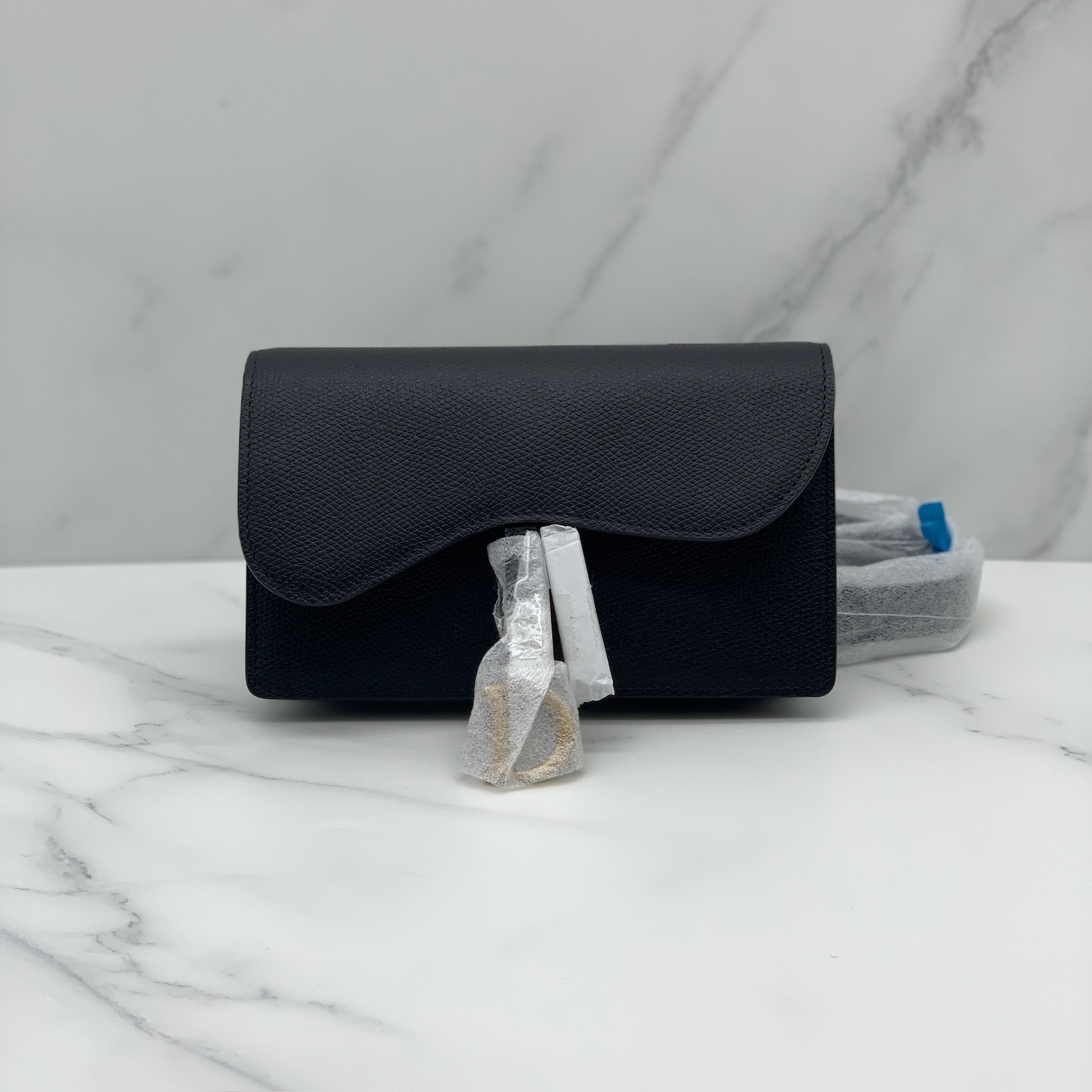 Dior saddle pouch with strap