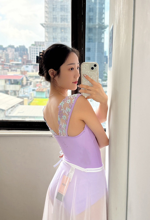 法國 WearMoi【WM-GEMMA 蕾絲刺繡公主線舞衣】