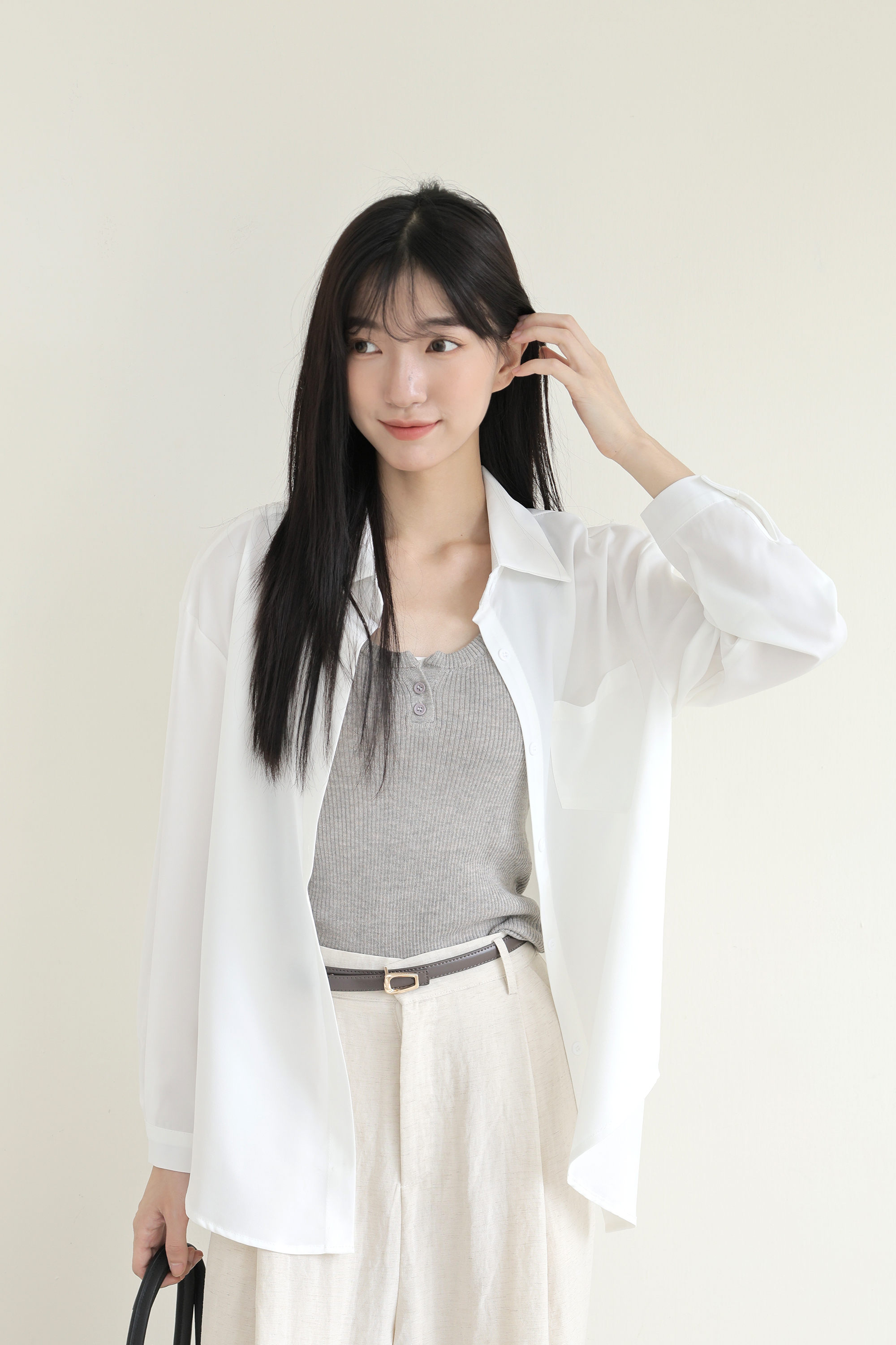 OH！HER 垂墜滑順單口袋襯衫