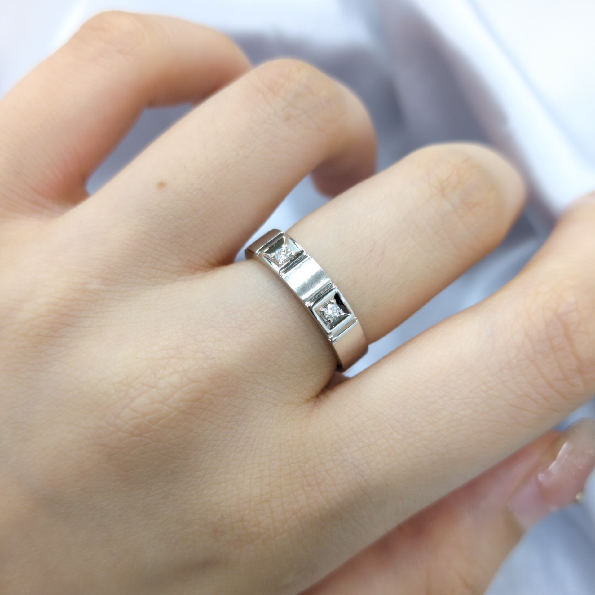 18K White Gold 0.21ct Diamond Wedding Rings