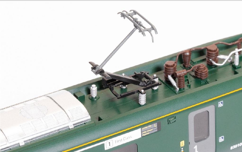 Hornby R3967 OO規 Class 802/1 柴電車.5輛