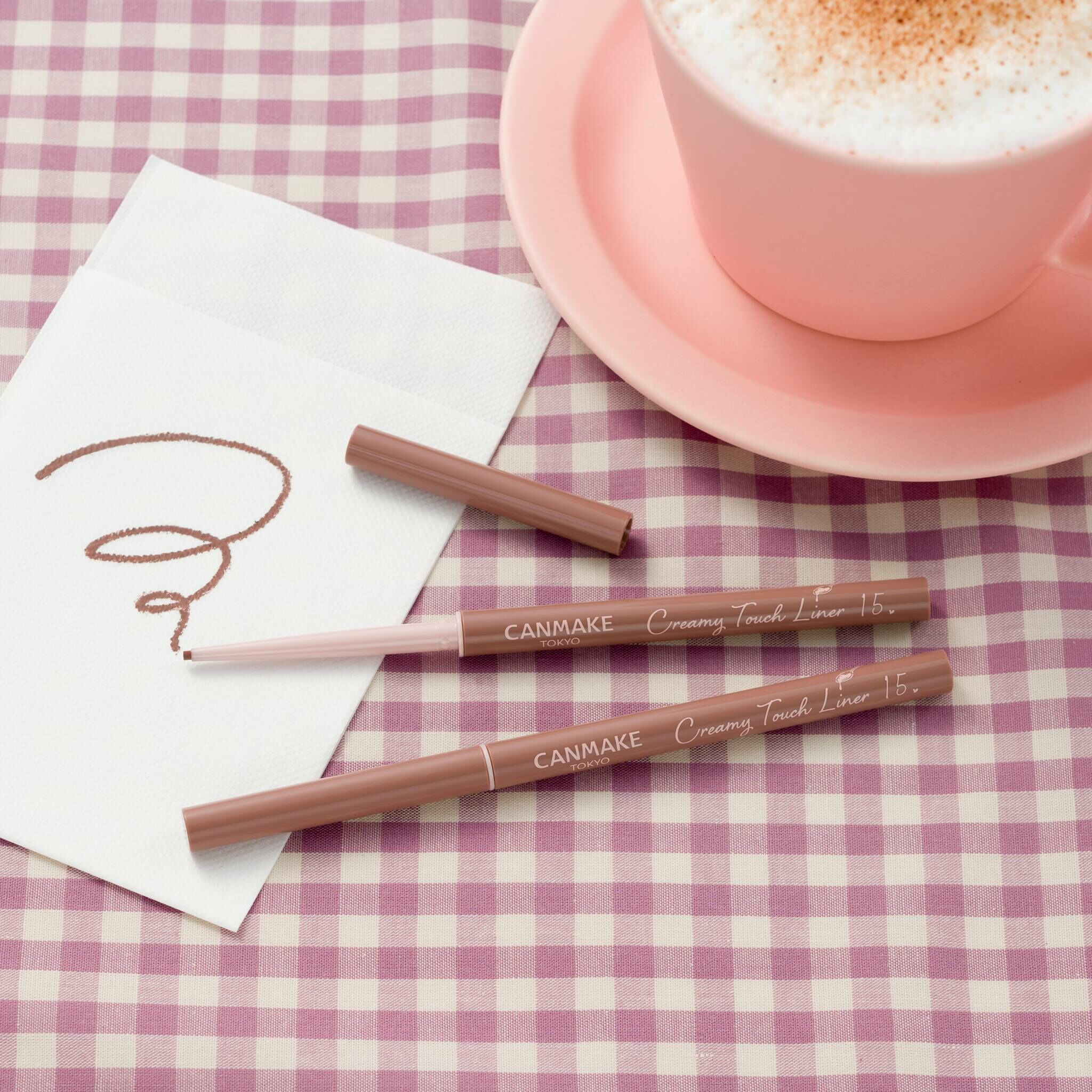 Creamy Touch Liner 柔滑眼線筆