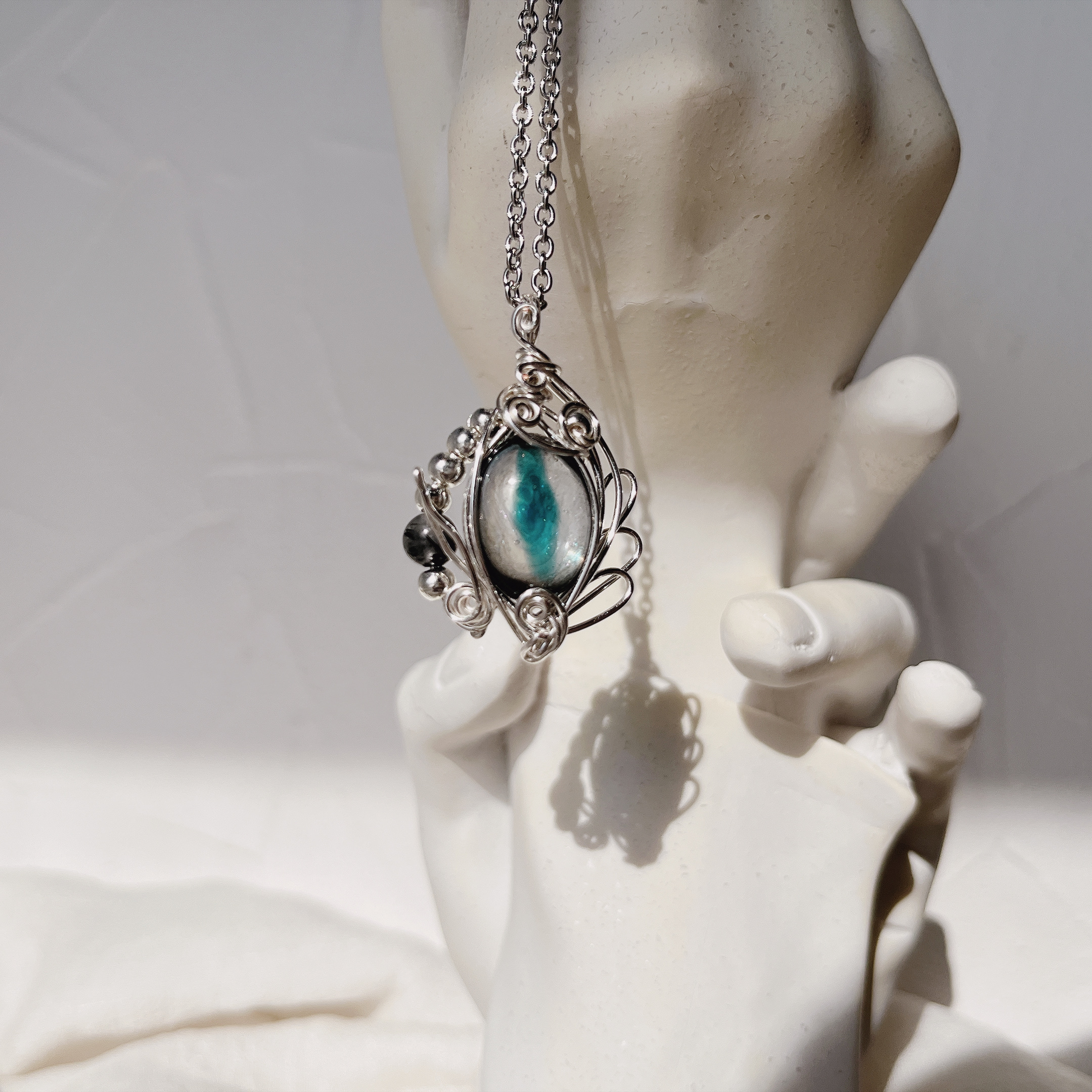 《魔眼．小藍天使》