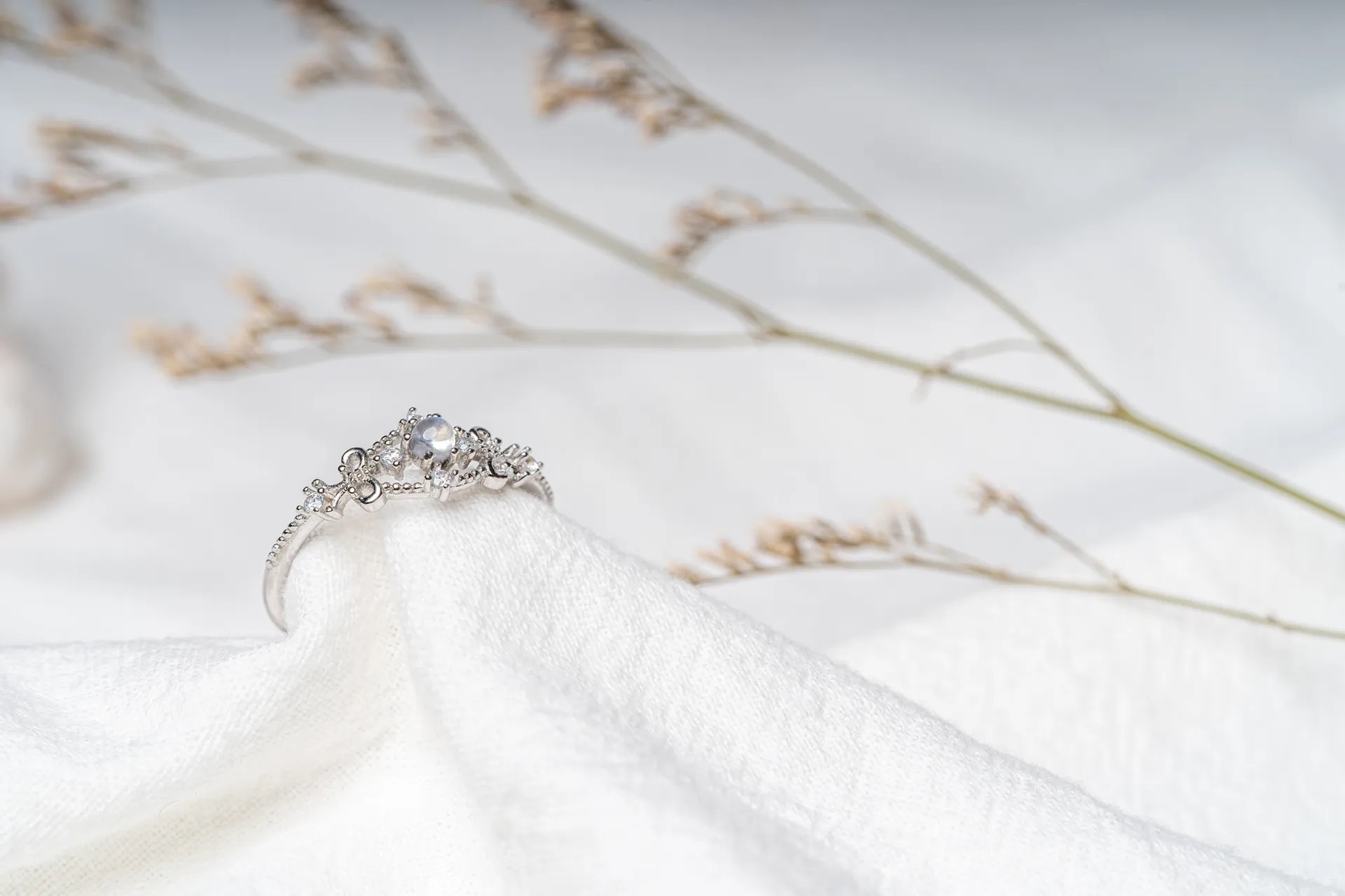 S925銀戒指 | 小公主｜月光石｜六月誕生石