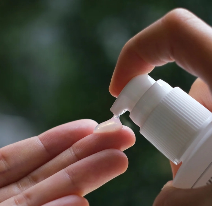 MARKS & WEB - 藥用美白光滑精華32ml (薰衣草/洋甘菊)