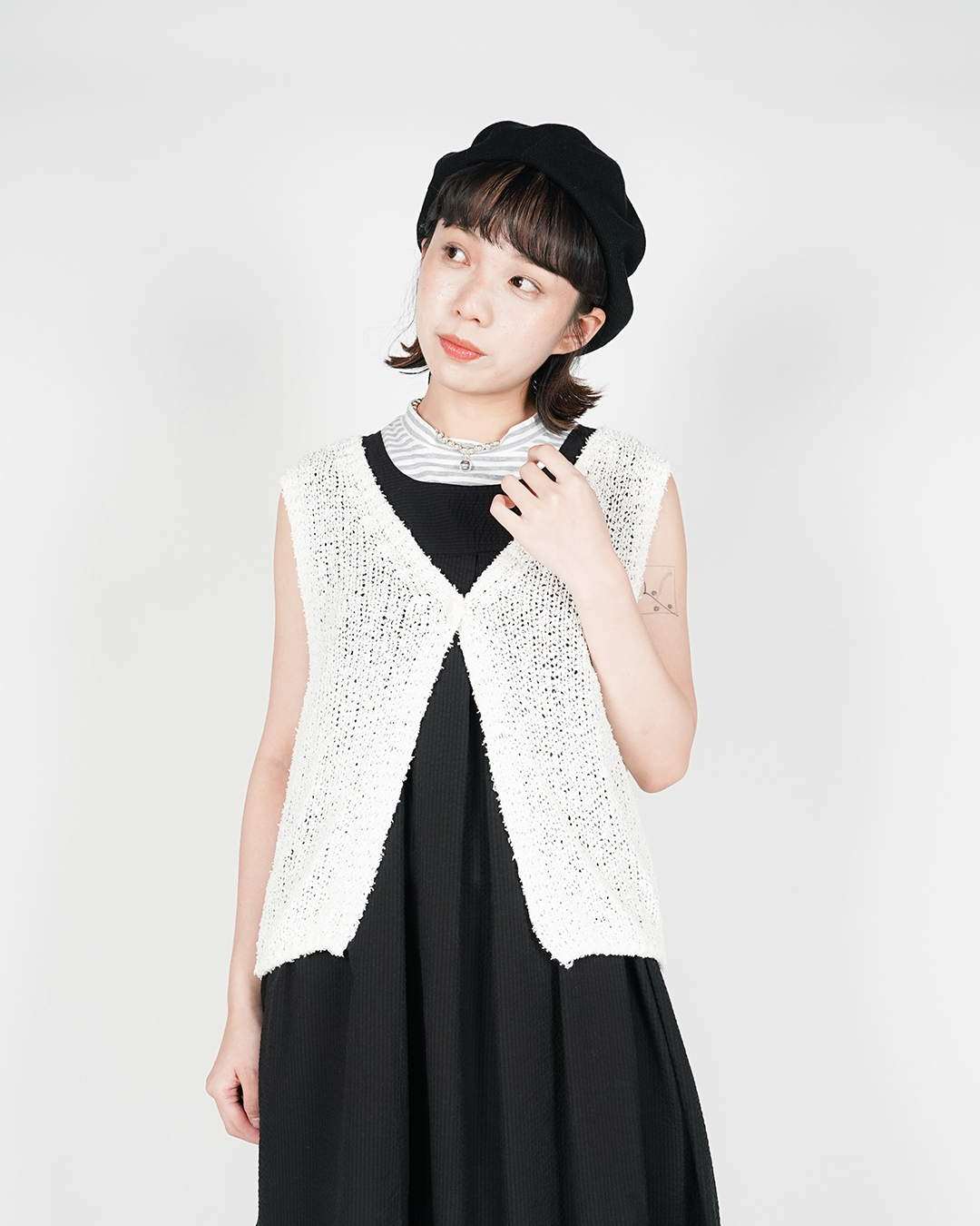 薄針織單鈕扣背心外搭