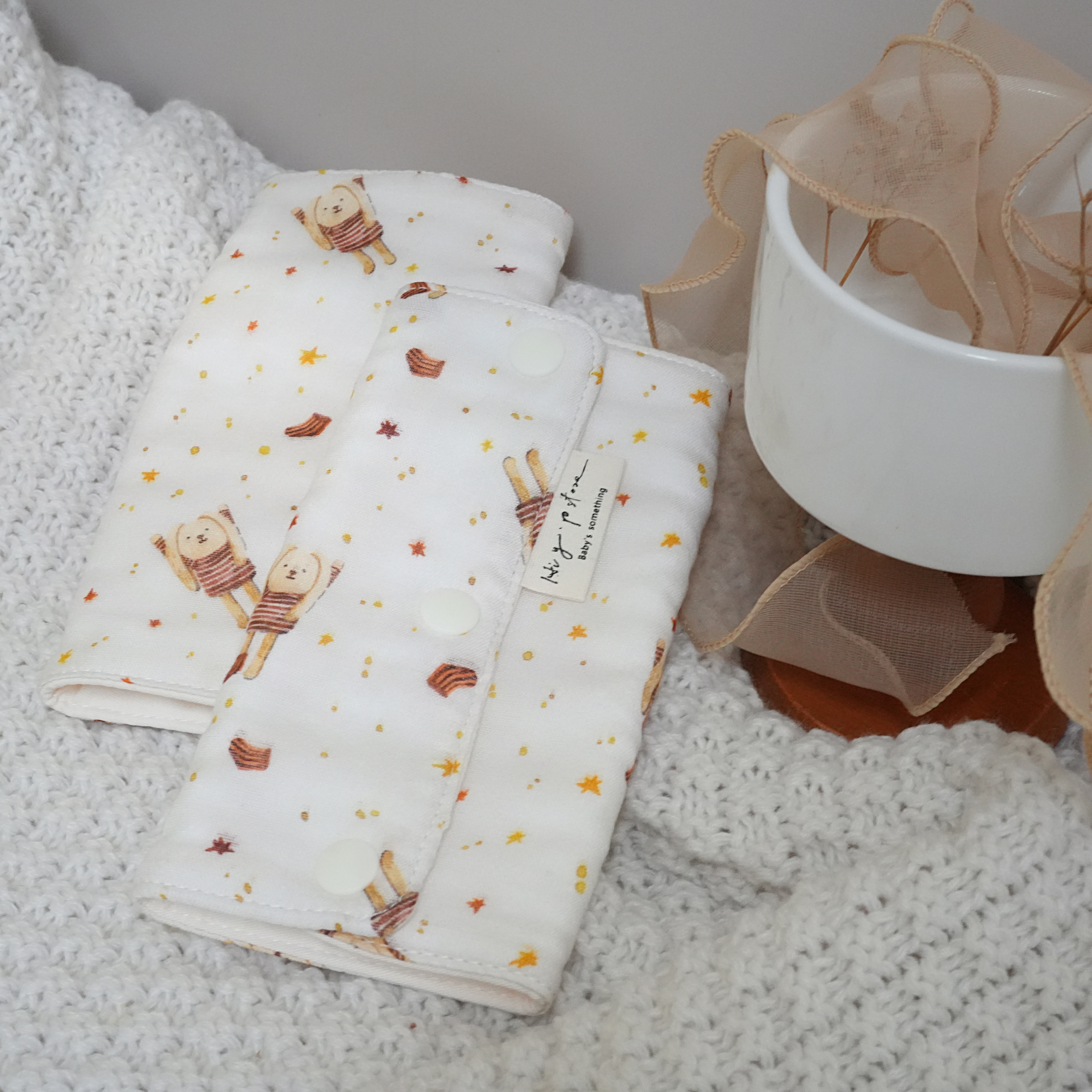 Hi Y.P store-揹巾口水套-獨家設計款-迷夢兔兔