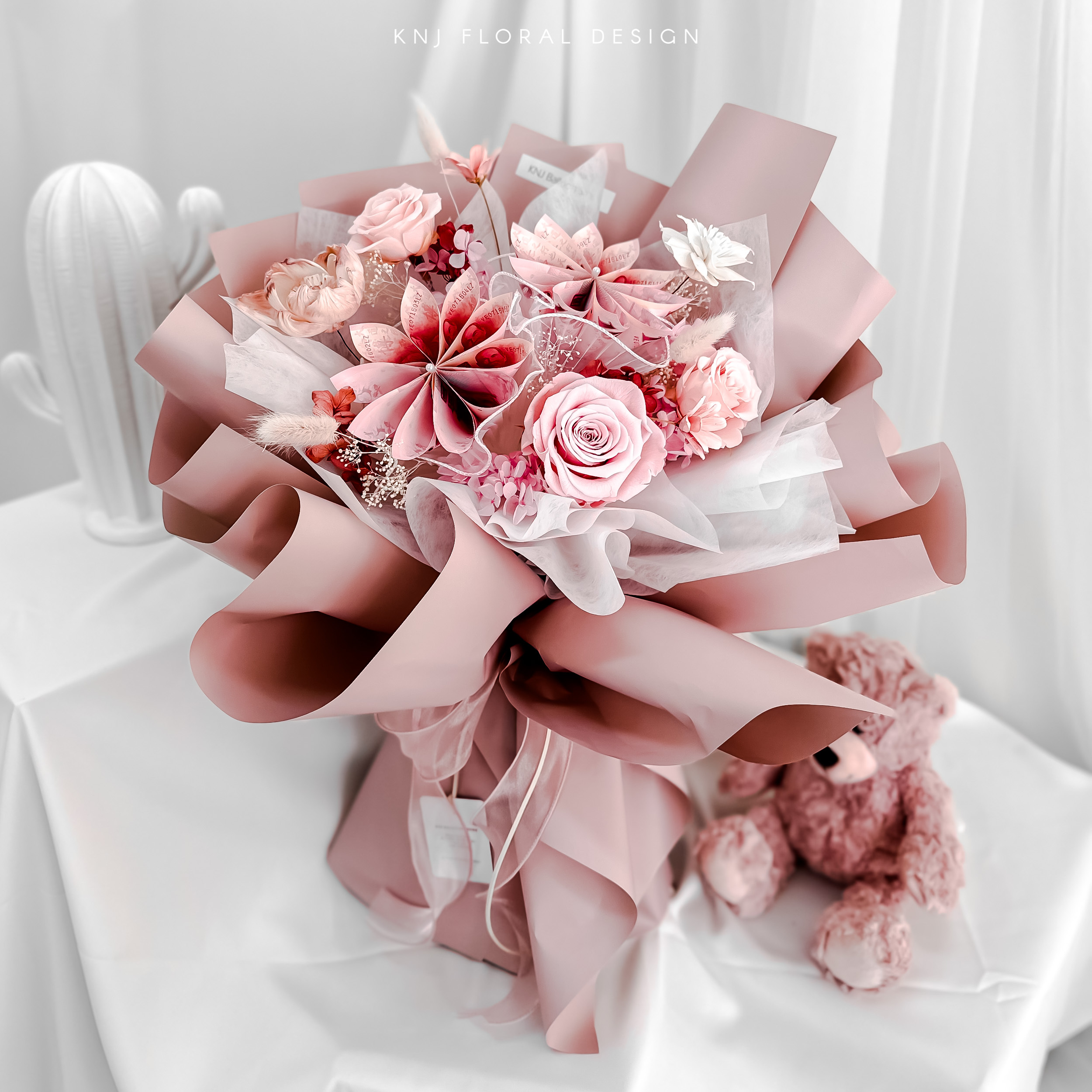 情人鈔票永生玫瑰花束．百元鈔票