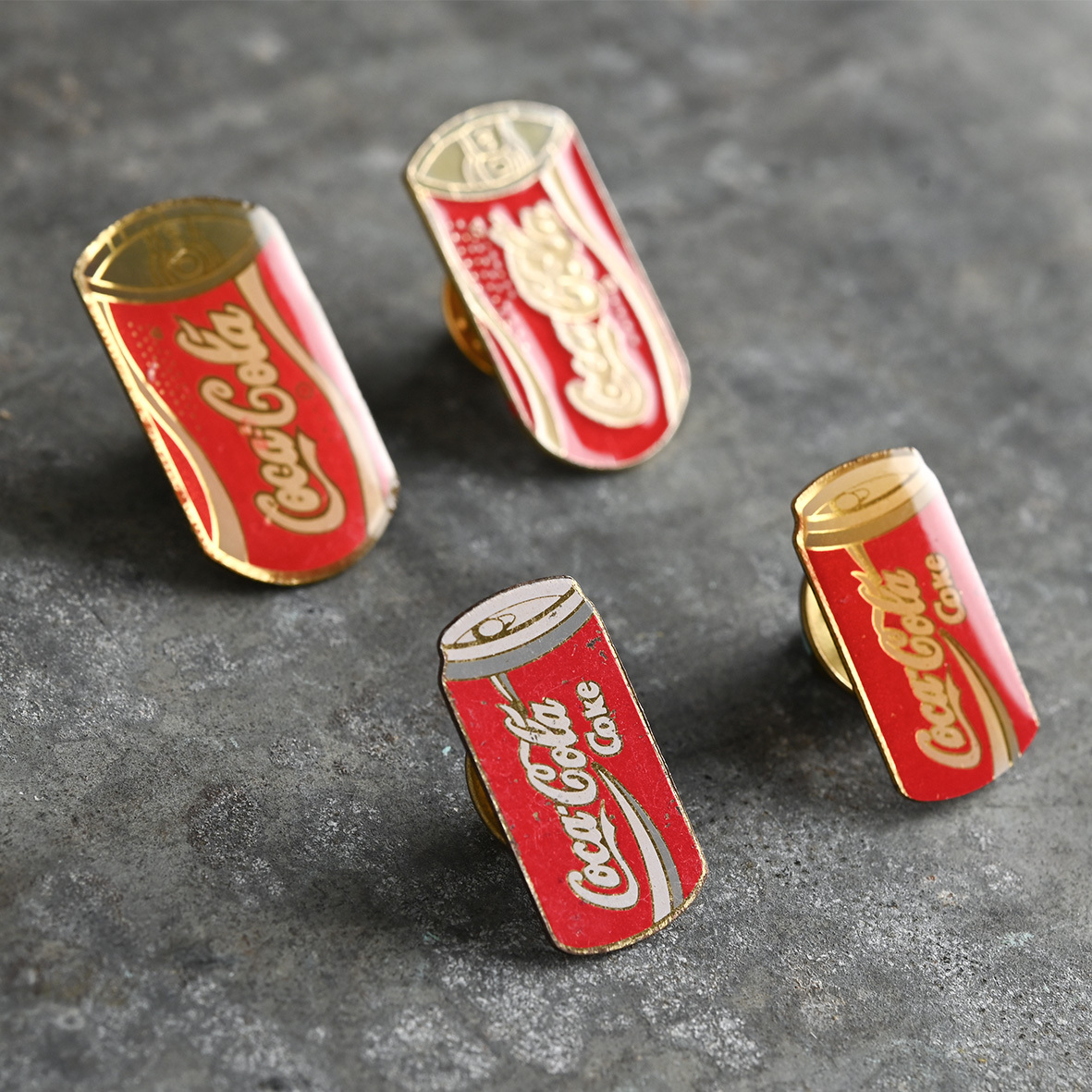Vintage Coca-Cola Pins 復古別針