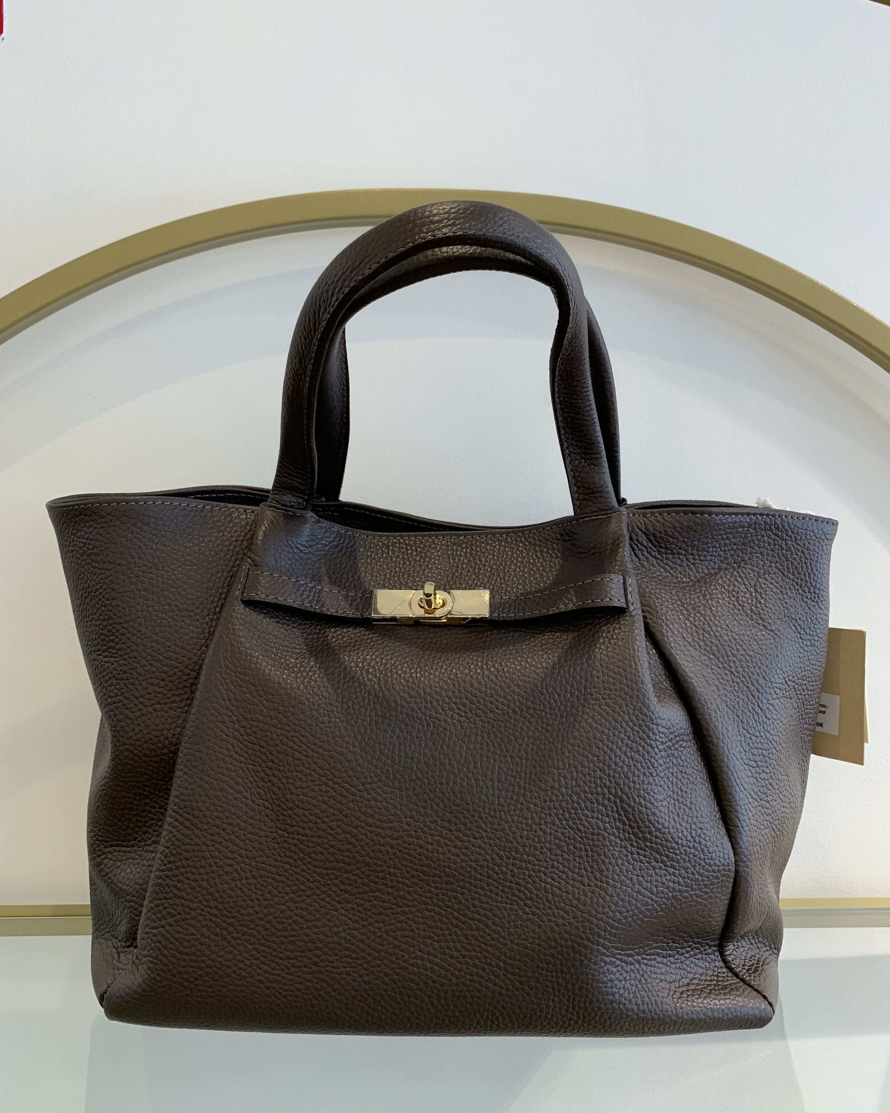 Cherry Paris Leather Aria 4145 Chocolate 深朱古力色